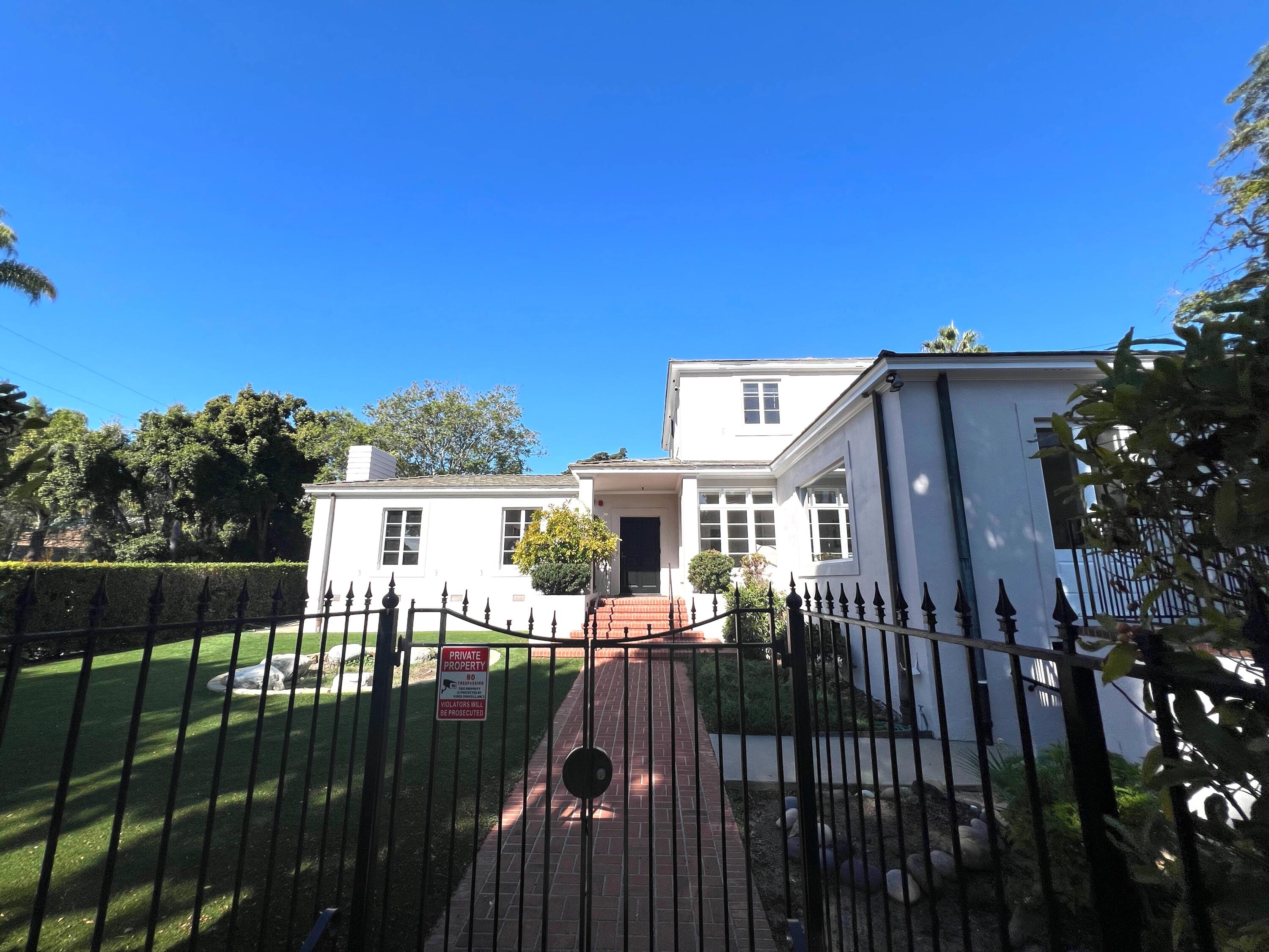 1600 Santa Barbara Street