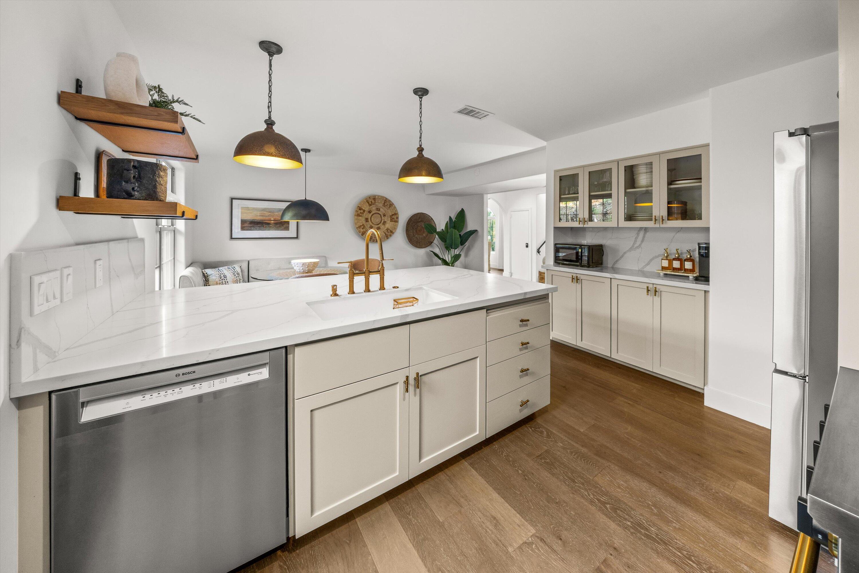 Santa Barbara, California 93108, United States, ,Residential,Active,195119