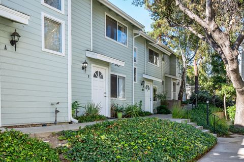 Photo of 625 Central Avenue #B, BUELLTON, CA 93427 (MLS # 25-3782)