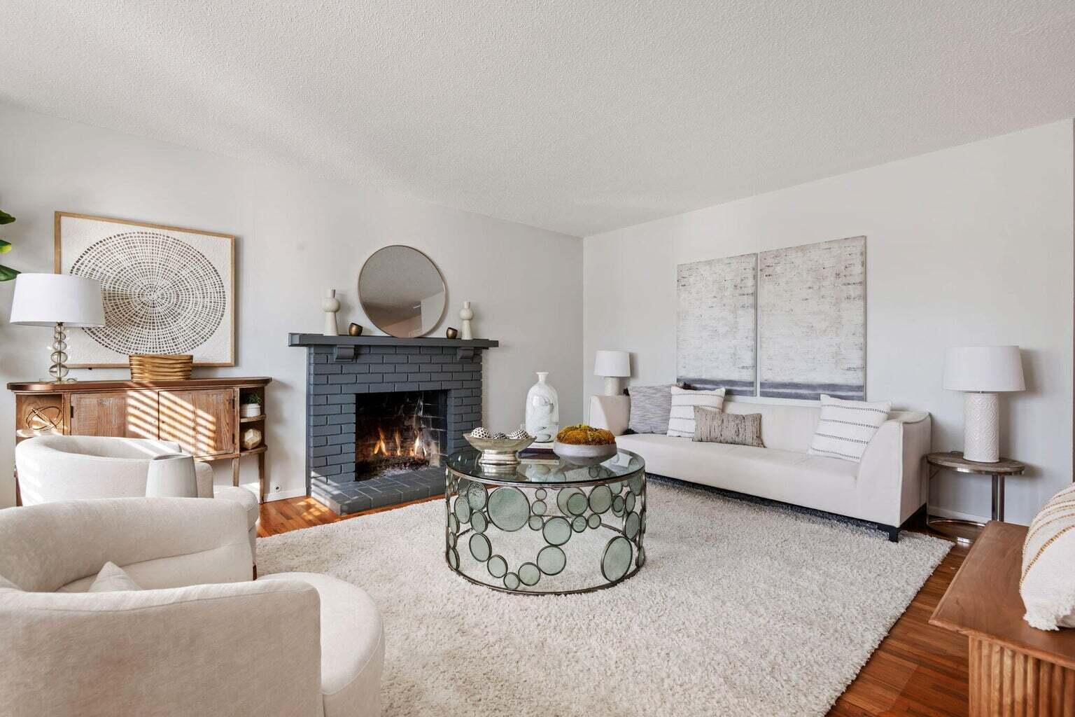 Santa Barbara, California 93117, United States, 5 Bedrooms Bedrooms, ,2 BathroomsBathrooms,Residential,Active,253554