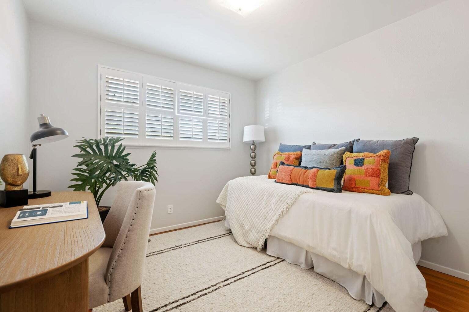 Santa Barbara, California 93117, United States, 5 Bedrooms Bedrooms, ,2 BathroomsBathrooms,Residential,Active,253554