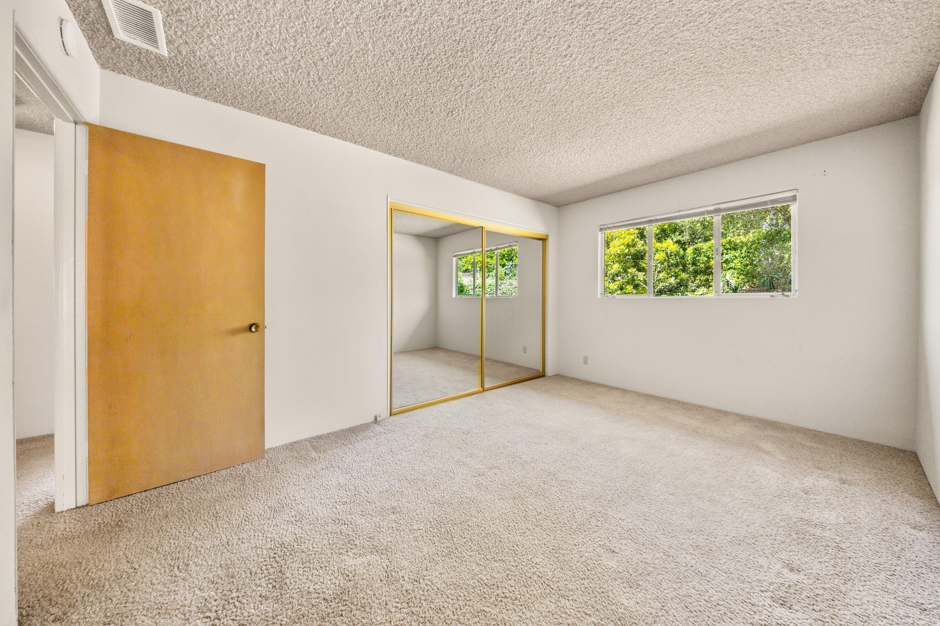 Santa Barbara, California 93105, United States, 3 Bedrooms Bedrooms, ,2 BathroomsBathrooms,Residential,Pending,121170