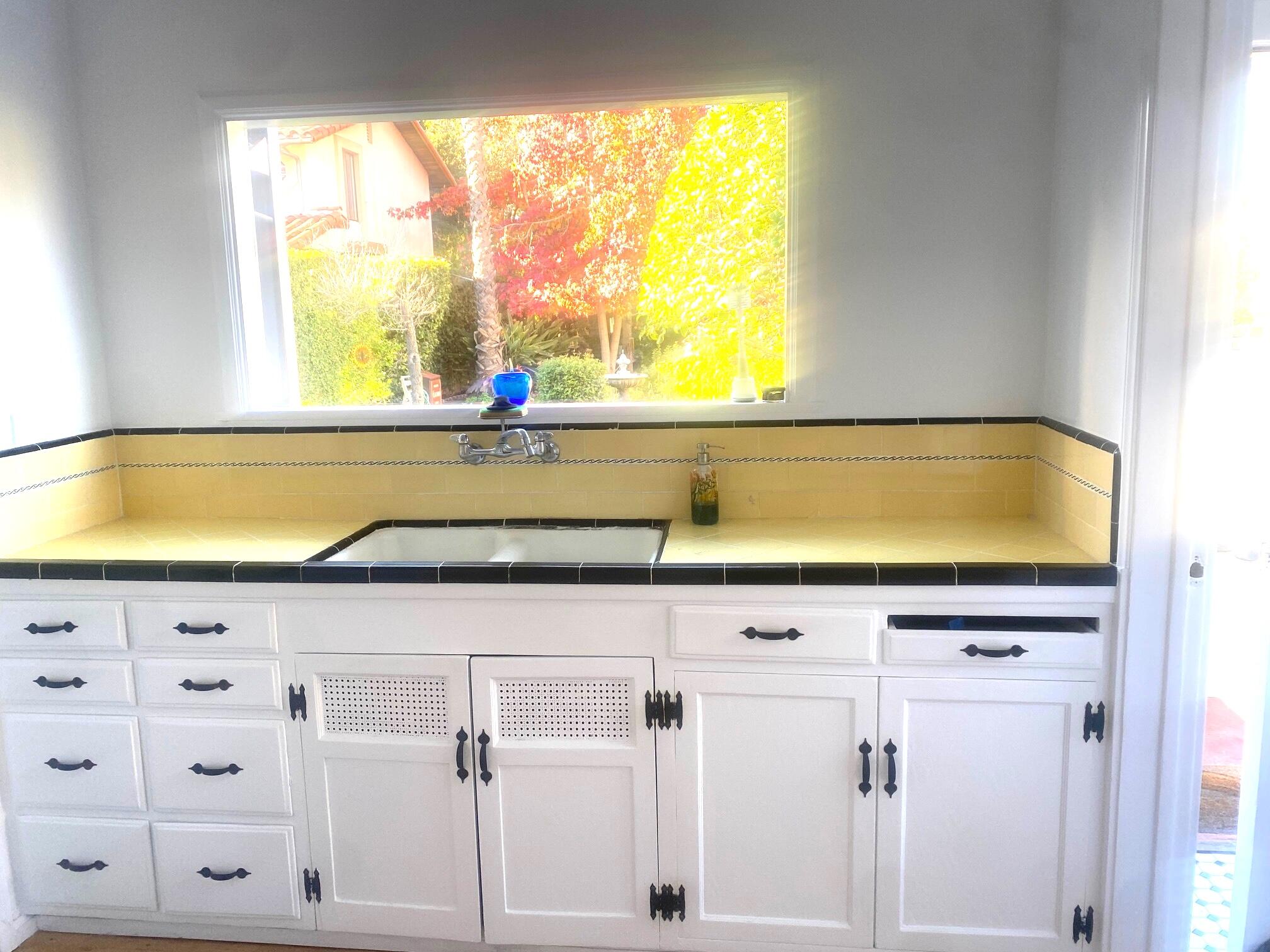 Santa Barbara, California 93105, United States, 3 Bedrooms Bedrooms, ,2 BathroomsBathrooms,Residential,Active,249490