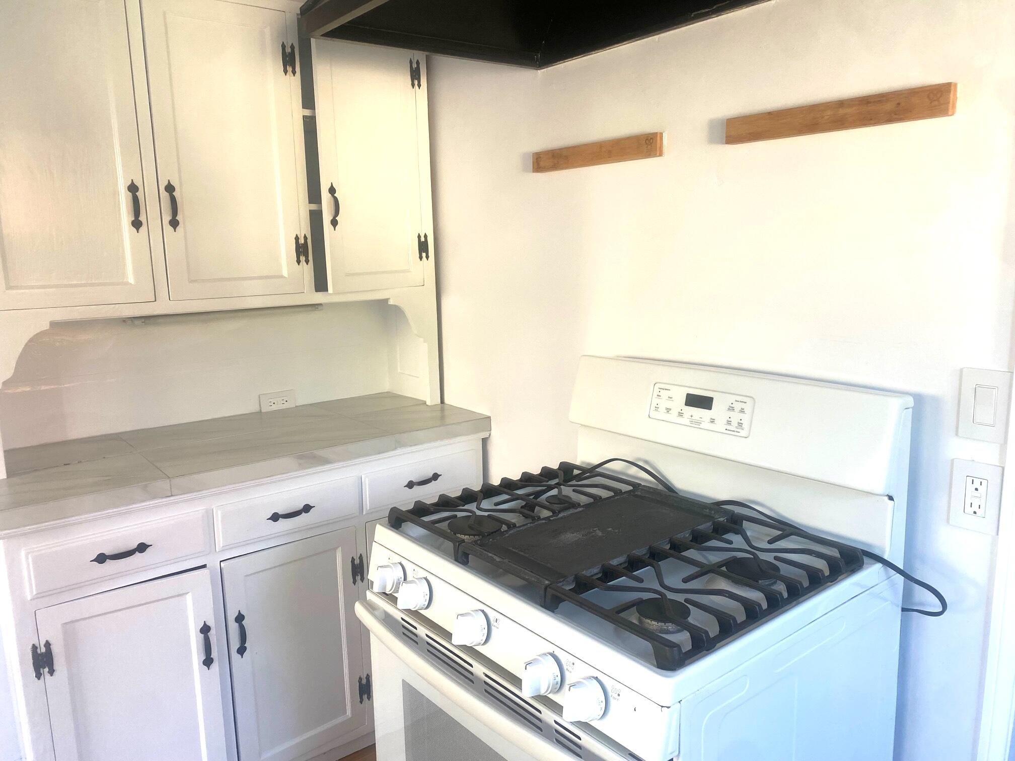 Santa Barbara, California 93105, United States, 3 Bedrooms Bedrooms, ,2 BathroomsBathrooms,Residential,Active,249490