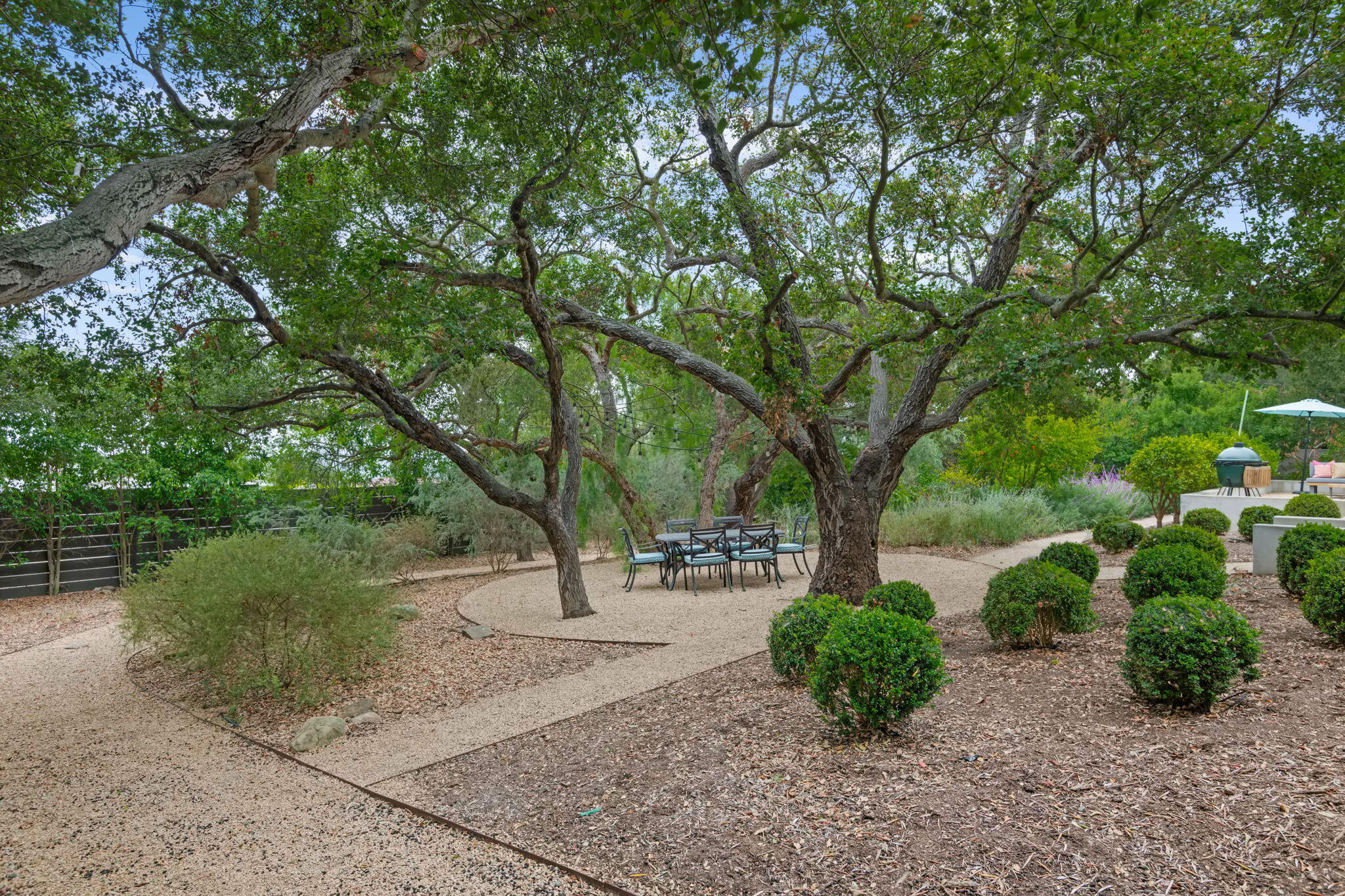 Santa Barbara, California 93105, United States, 4 Bedrooms Bedrooms, ,5 BathroomsBathrooms,Residential,Active,160092