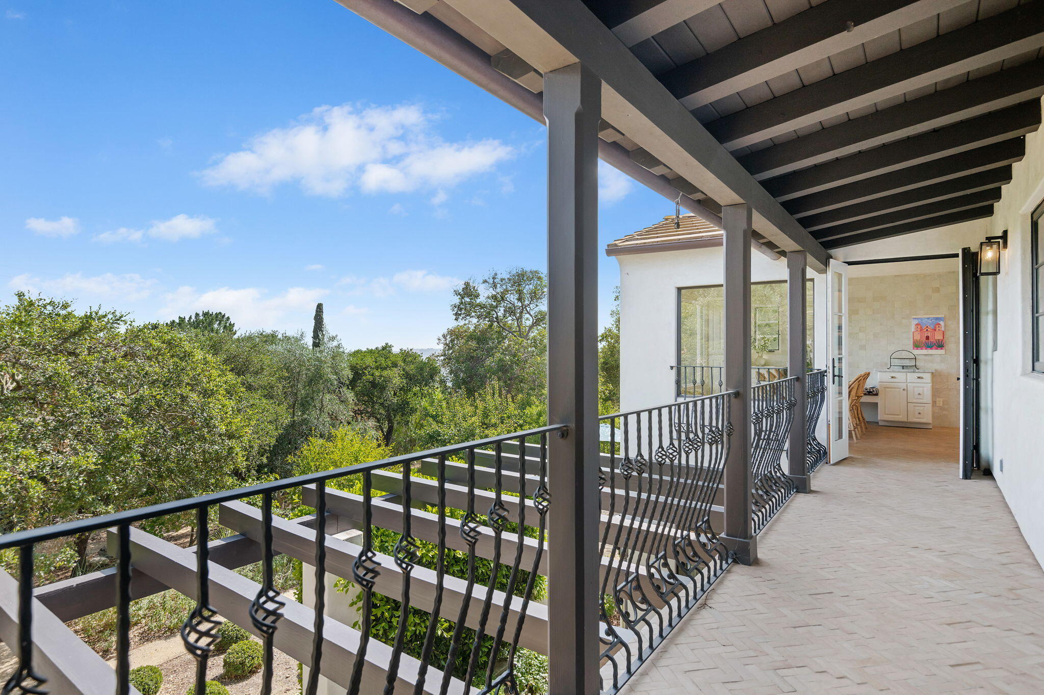 Santa Barbara, California 93105, United States, 4 Bedrooms Bedrooms, ,5 BathroomsBathrooms,Residential,Active,160092