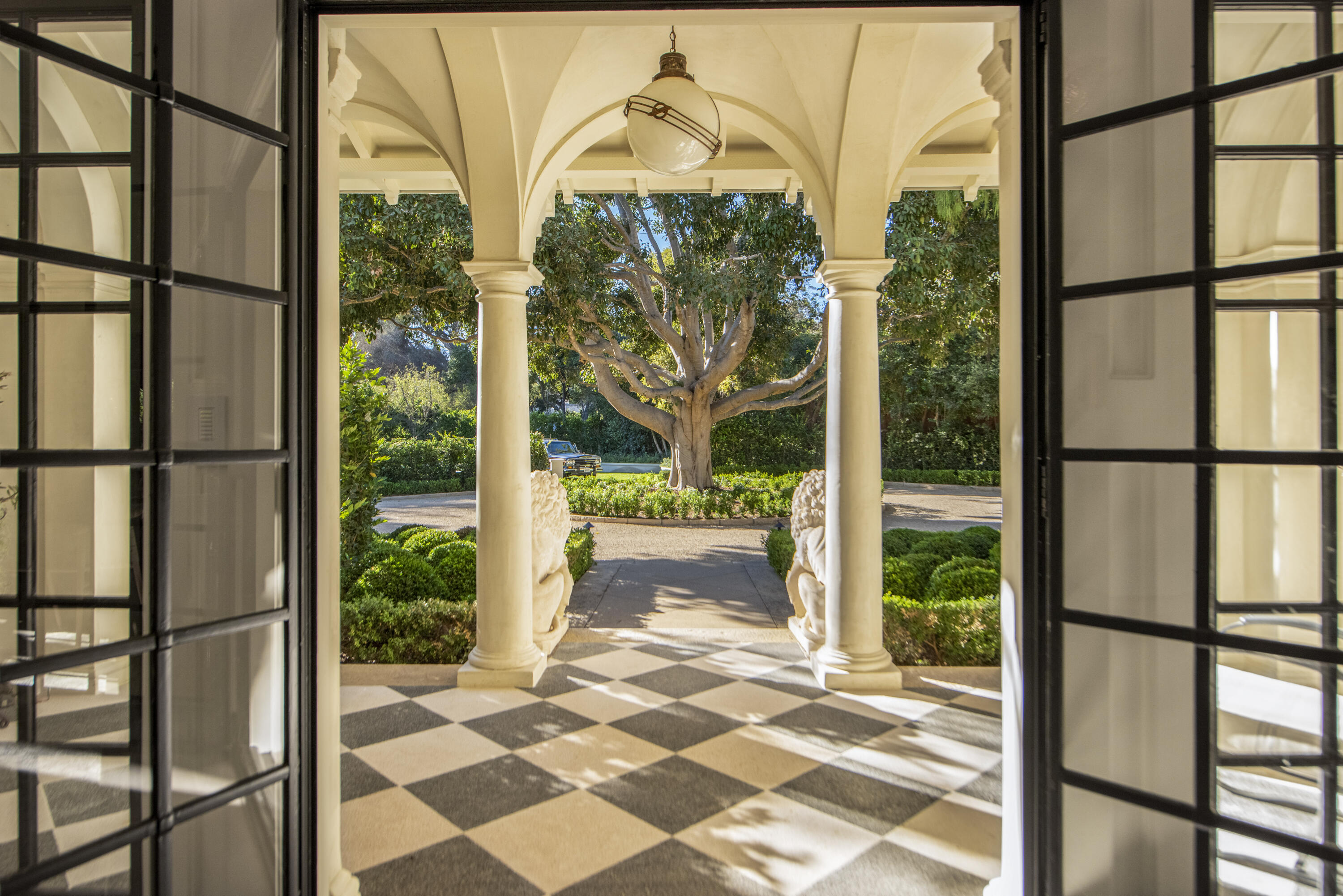 Montecito, California 93108, United States, 6 Bedrooms Bedrooms, ,8 BathroomsBathrooms,Residential,Active,9018