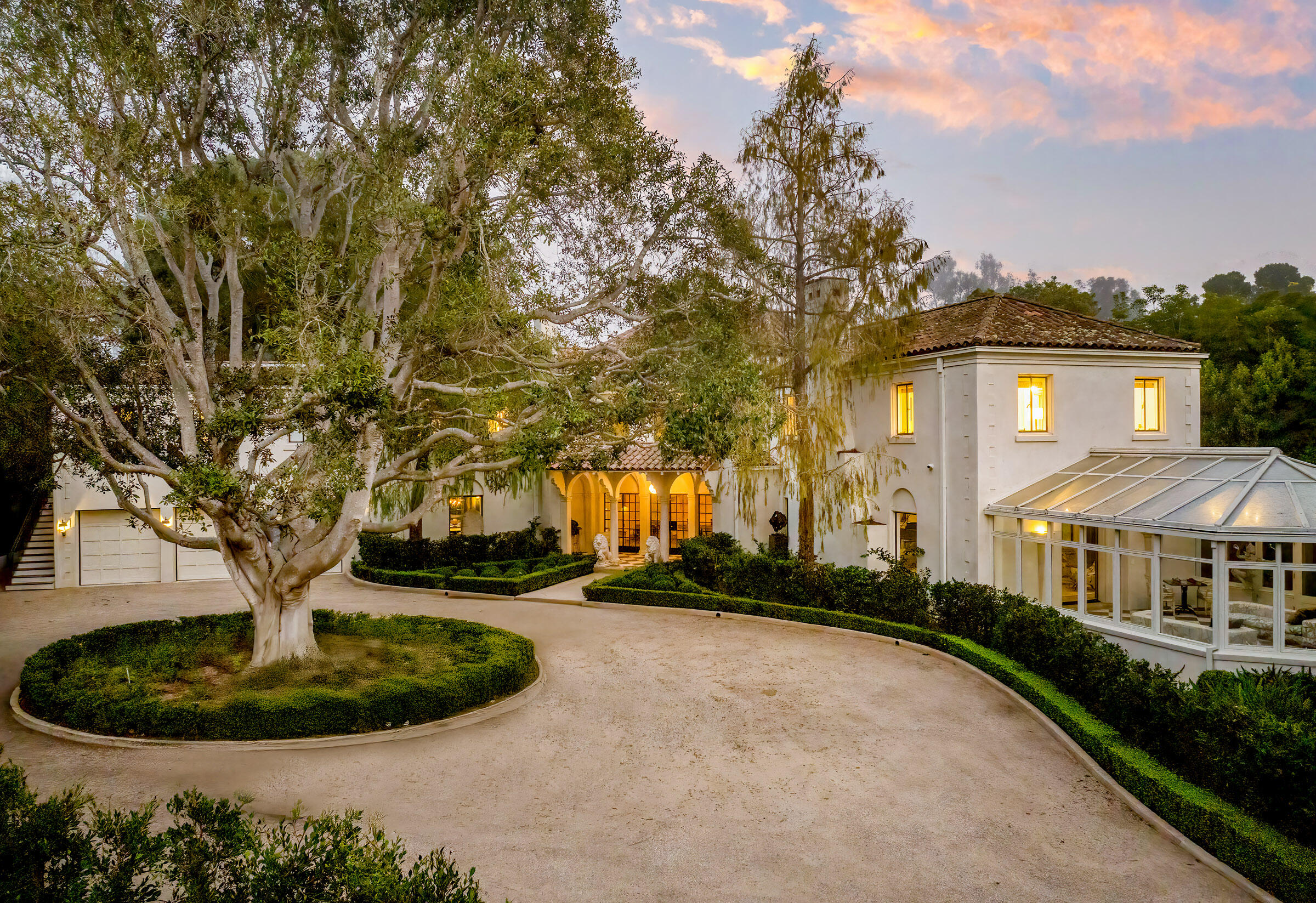 Montecito, California 93108, United States, 6 Bedrooms Bedrooms, ,8 BathroomsBathrooms,Residential,Active,9018