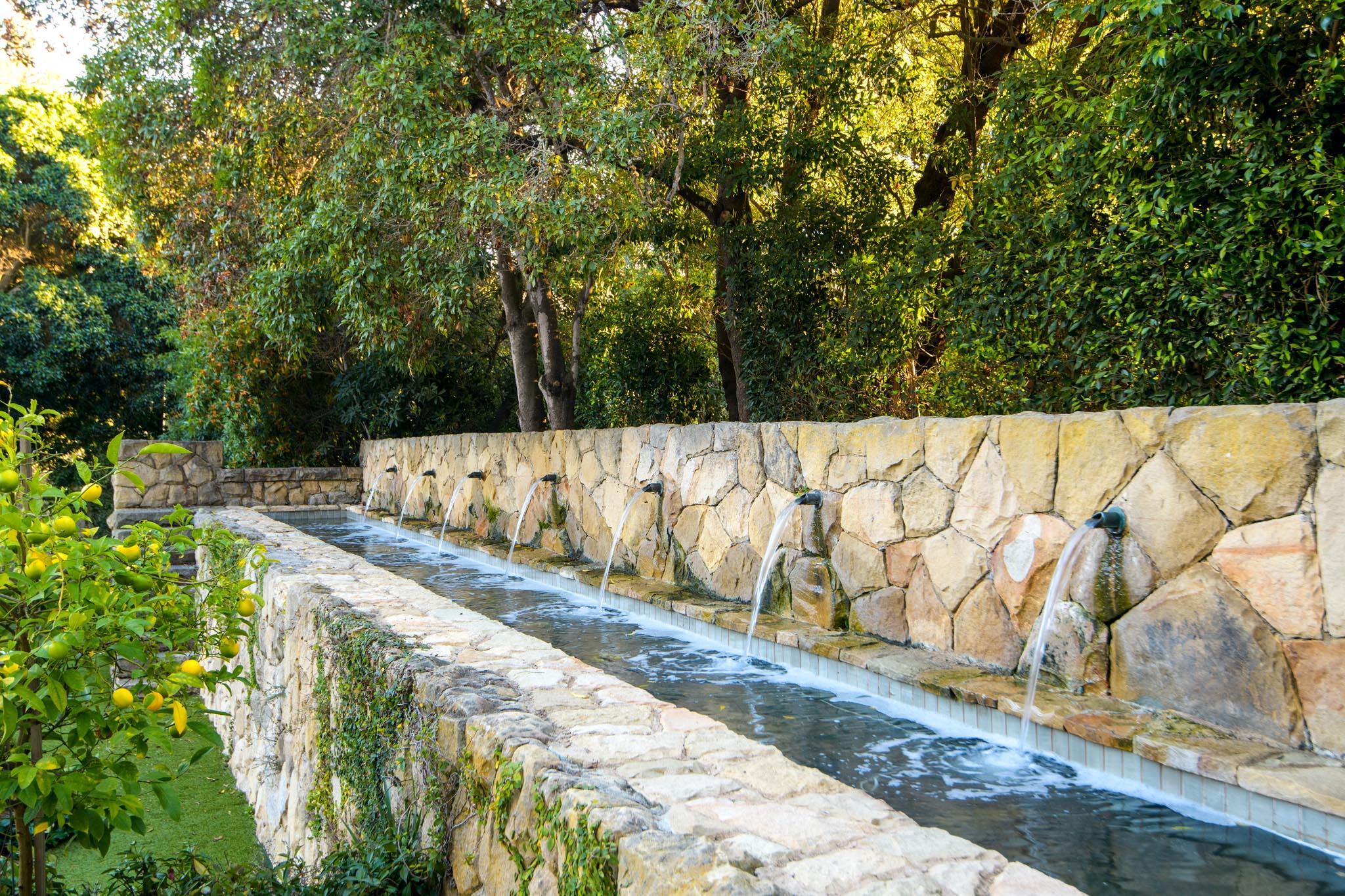 Montecito, California 93108, United States, 6 Bedrooms Bedrooms, ,8 BathroomsBathrooms,Residential,Active,9018