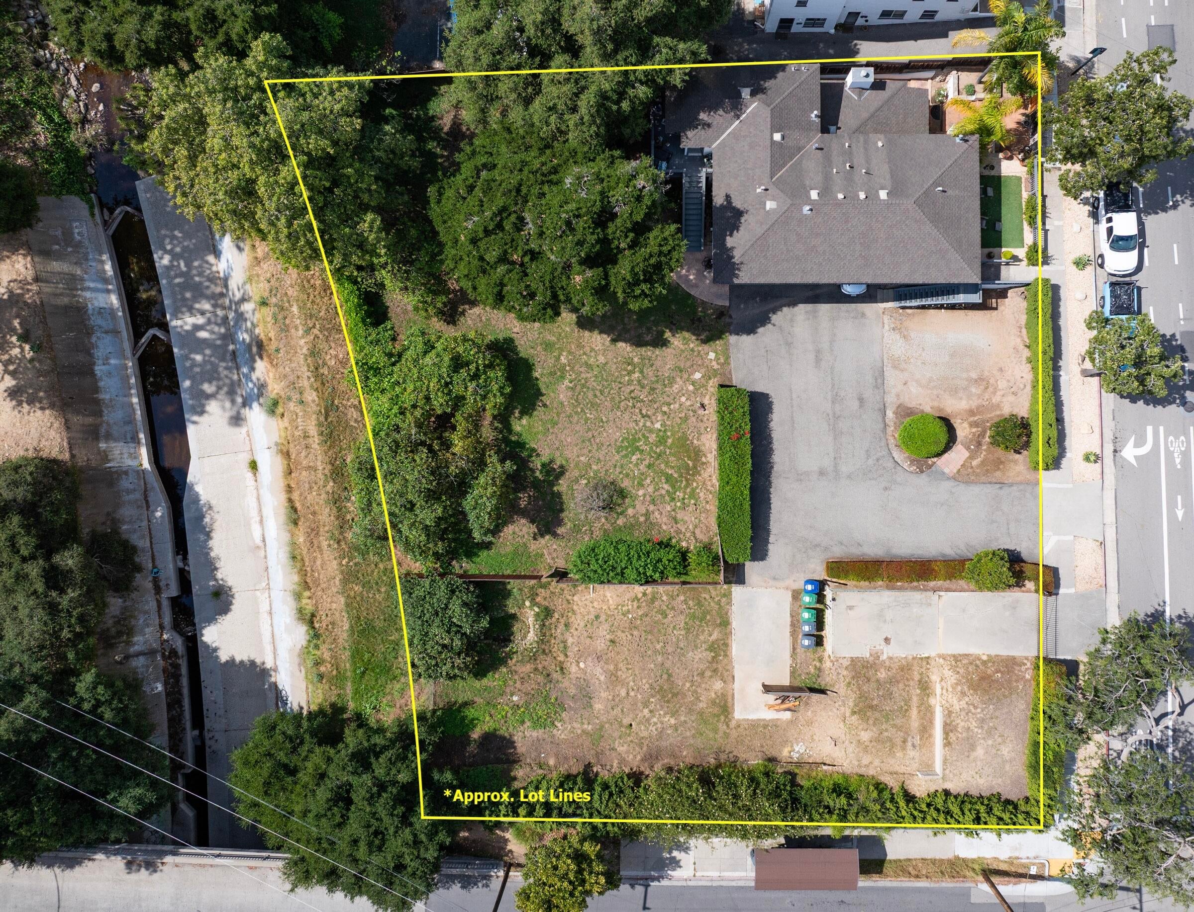 1611 Castillo Street