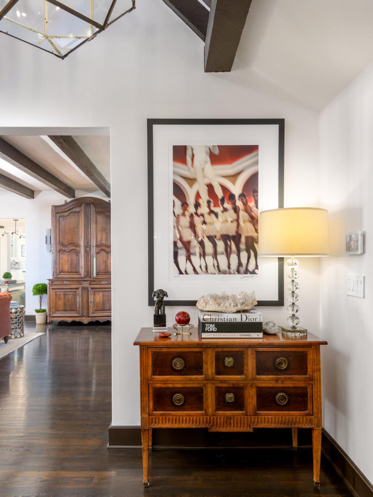 Santa Barbara, California 93103, United States, 4 Bedrooms Bedrooms, ,5 BathroomsBathrooms,Residential,Active,105602