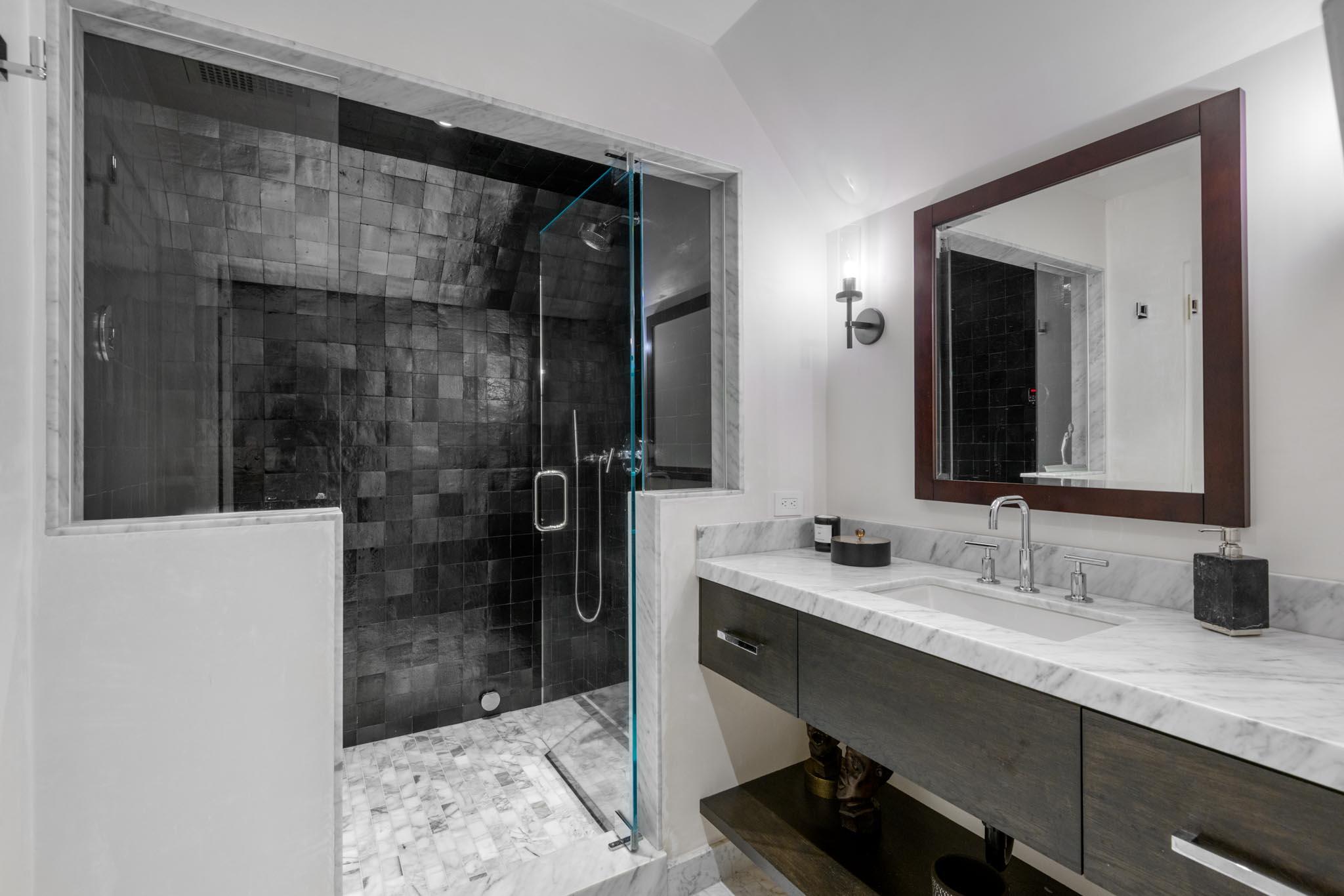 Santa Barbara, California 93103, United States, 4 Bedrooms Bedrooms, ,5 BathroomsBathrooms,Residential,Active,105602