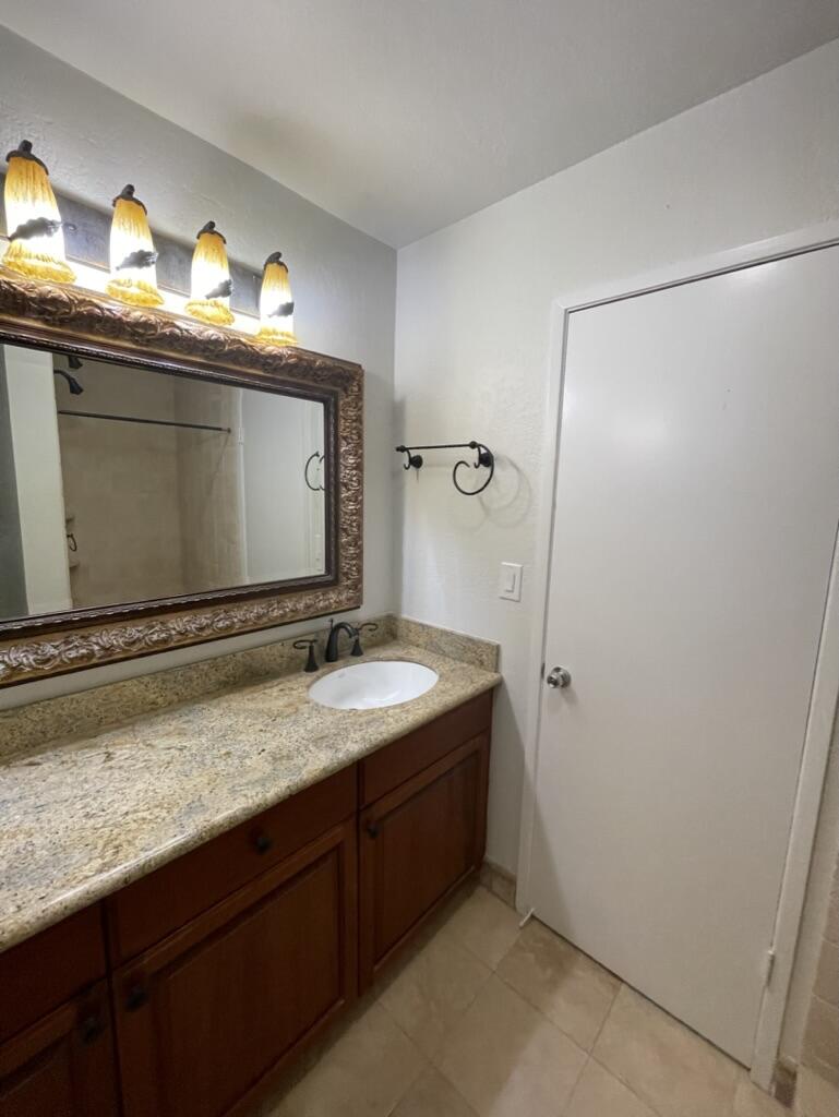 Carpinteria, California 93013, United States, 2 Bedrooms Bedrooms, ,2 BathroomsBathrooms,Residential,Active,164532