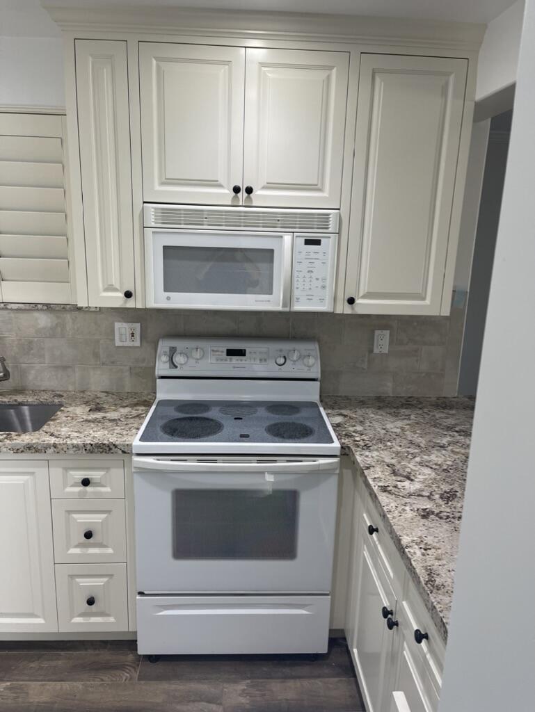 Carpinteria, California 93013, United States, 2 Bedrooms Bedrooms, ,2 BathroomsBathrooms,Residential,Active,164532