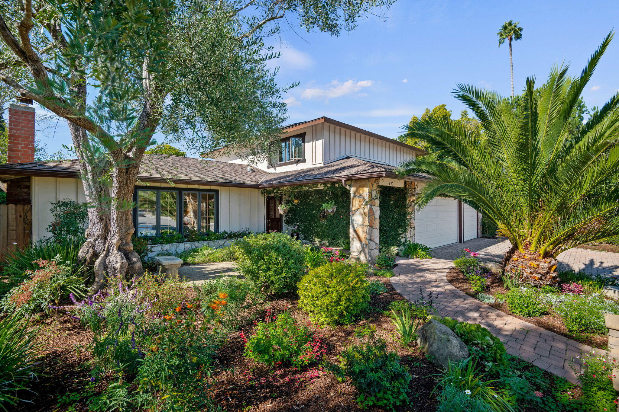 Goleta, California 93117, United States, 5 Bedrooms Bedrooms, ,3 BathroomsBathrooms,Residential,Active,243546