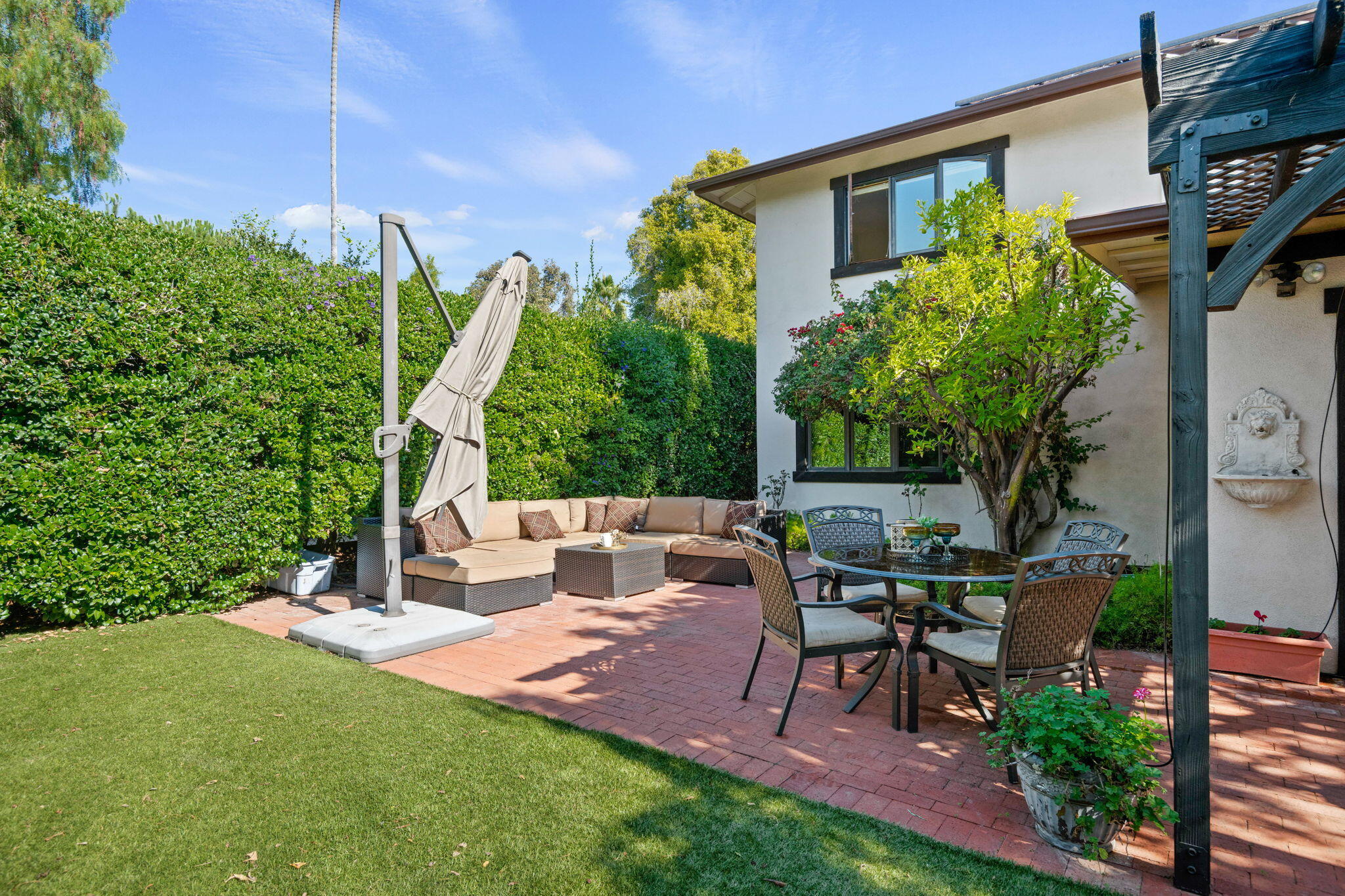 Goleta, California 93117, United States, 5 Bedrooms Bedrooms, ,3 BathroomsBathrooms,Residential,Active,243546