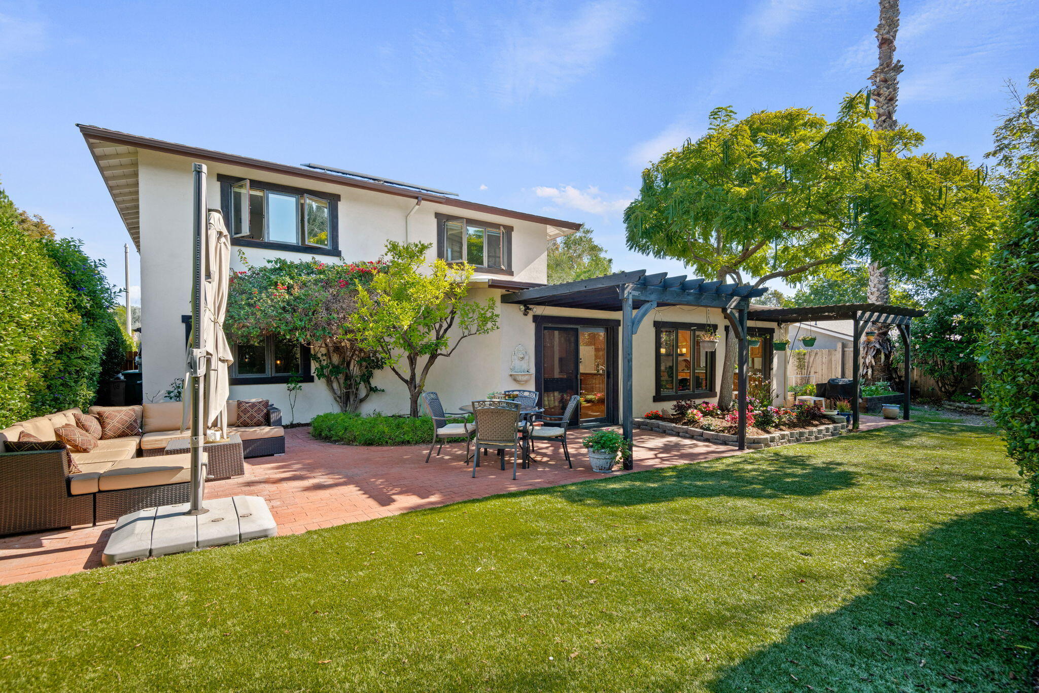 Goleta, California 93117, United States, 5 Bedrooms Bedrooms, ,3 BathroomsBathrooms,Residential,Active,243546