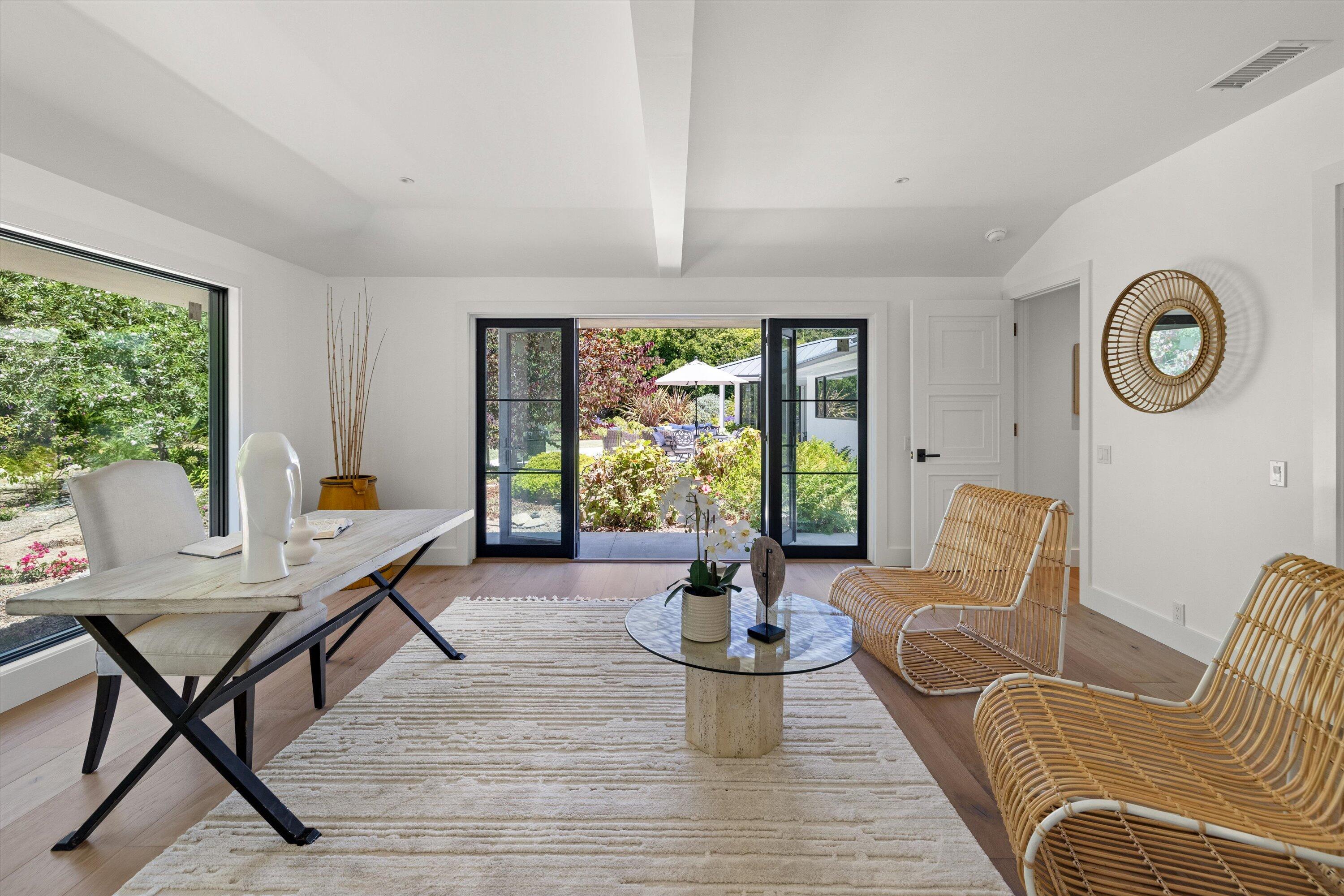 Montecito, California 93108, United States, 4 Bedrooms Bedrooms, ,5 BathroomsBathrooms,Residential,Active,42856