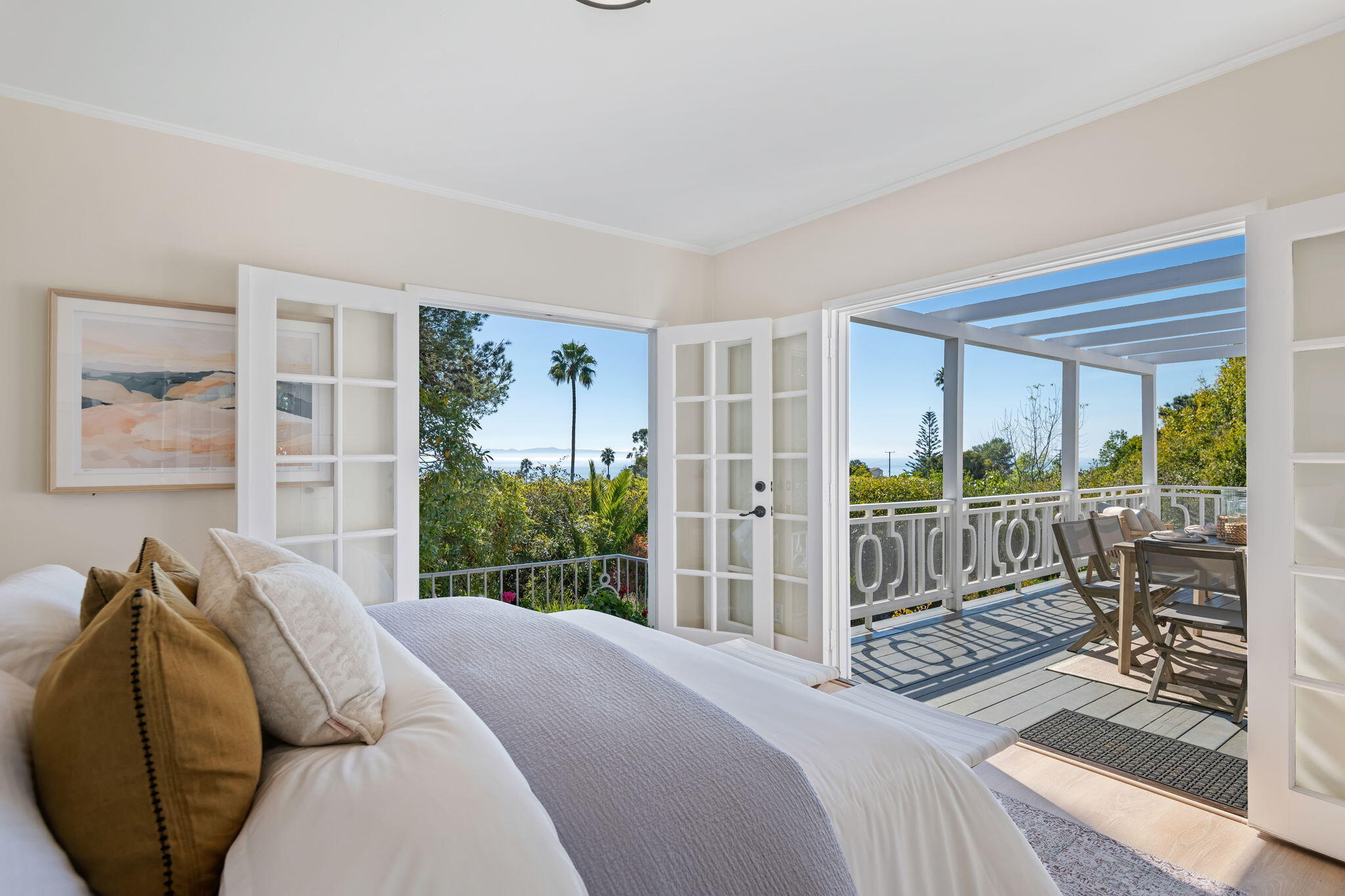 Santa Barbara, California 93109, United States, 2 Bedrooms Bedrooms, ,2 BathroomsBathrooms,Residential,Active,91835