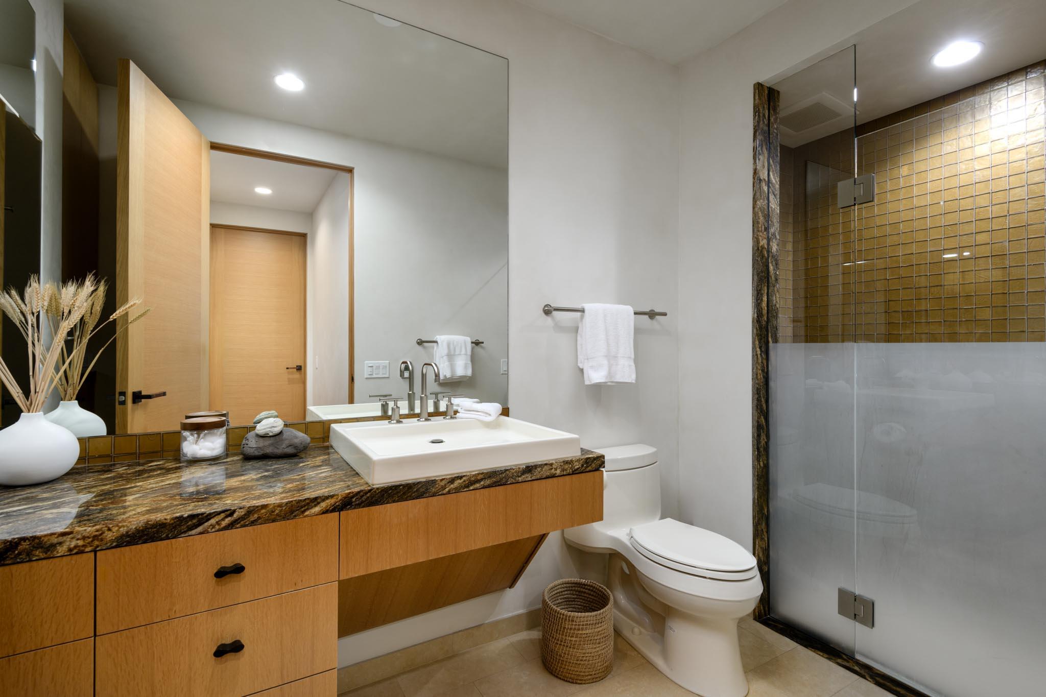 Santa Barbara, California 93108, United States, 2 Bedrooms Bedrooms, ,2 BathroomsBathrooms,Residential,Active,207707