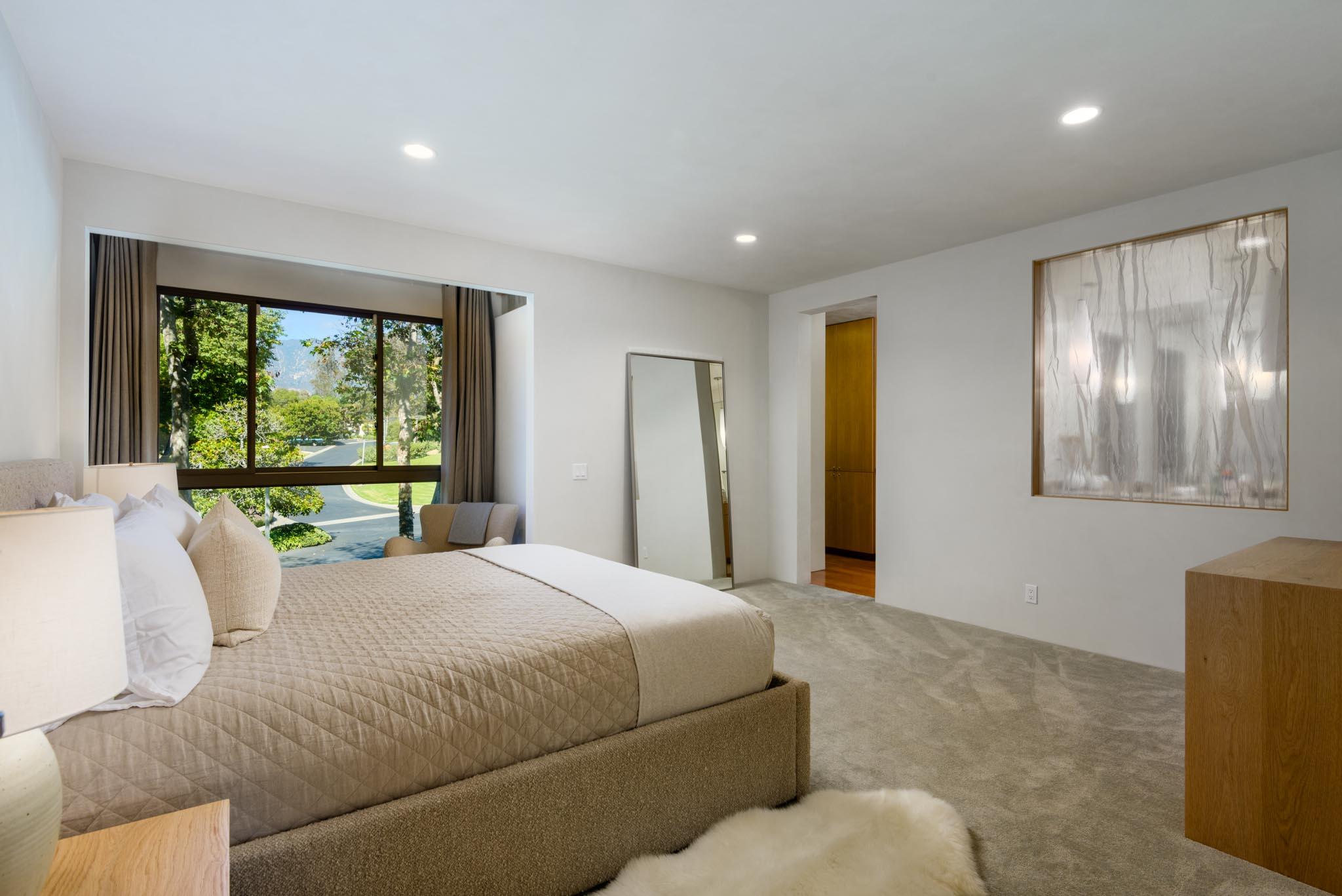 Santa Barbara, California 93108, United States, 2 Bedrooms Bedrooms, ,2 BathroomsBathrooms,Residential,Active,207707