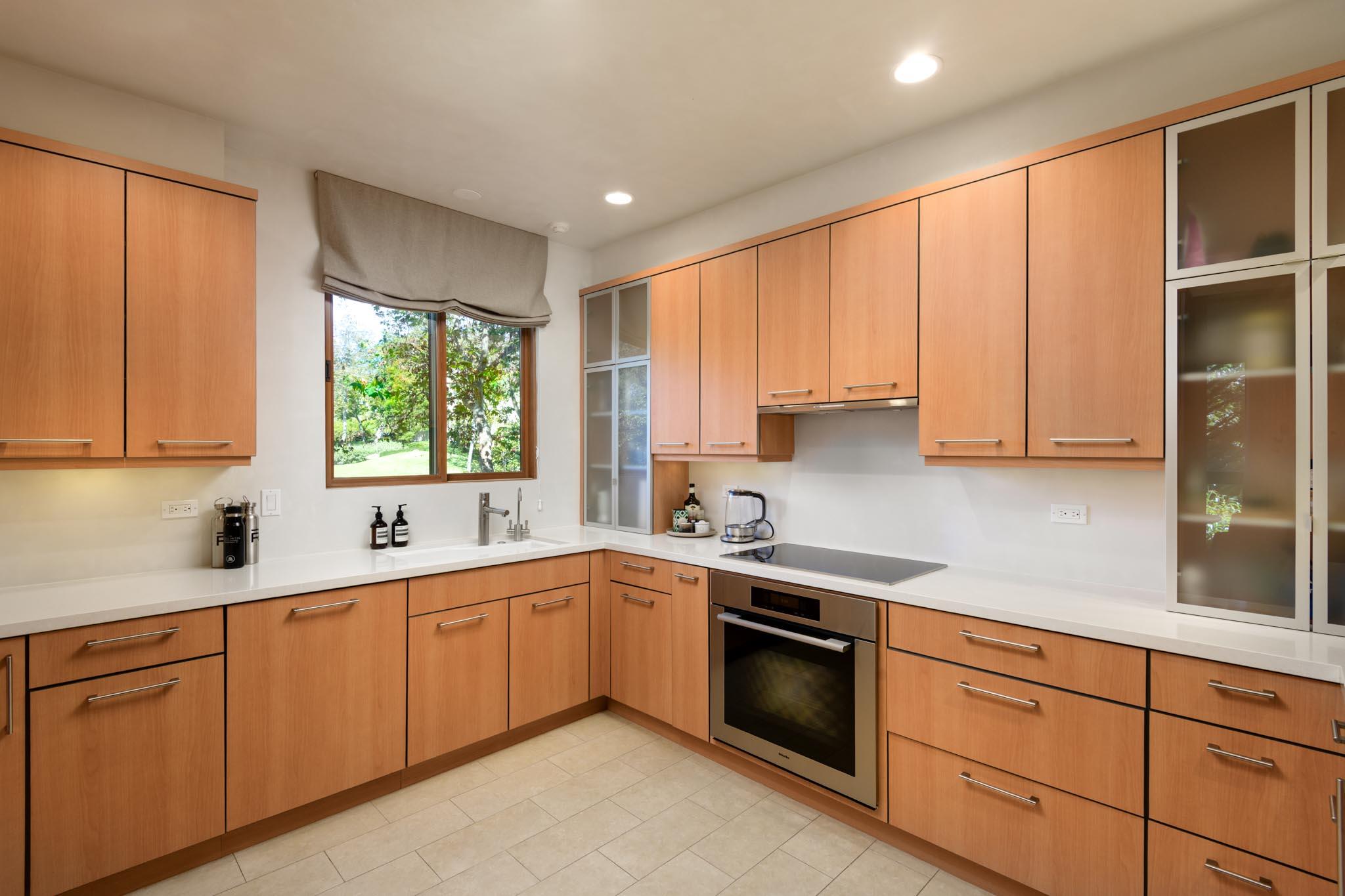 Santa Barbara, California 93108, United States, 2 Bedrooms Bedrooms, ,2 BathroomsBathrooms,Residential,Active,207707