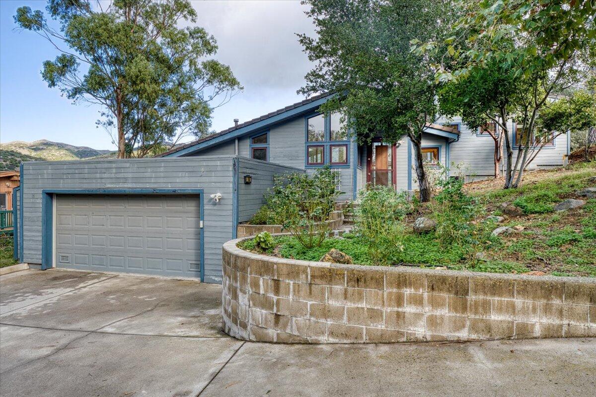 Santa Barbara, California 93105, United States, 3 Bedrooms Bedrooms, ,3 BathroomsBathrooms,Residential,Active,247199