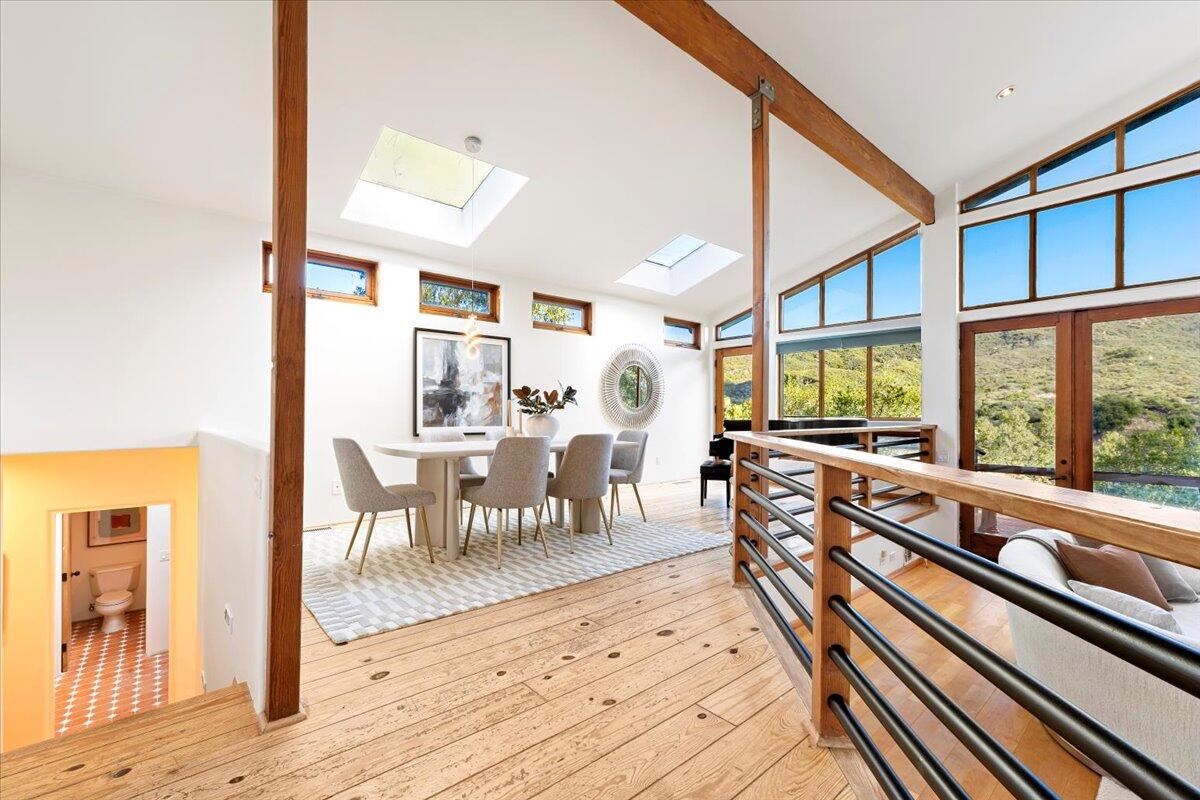 Santa Barbara, California 93105, United States, 3 Bedrooms Bedrooms, ,3 BathroomsBathrooms,Residential,Active,247199