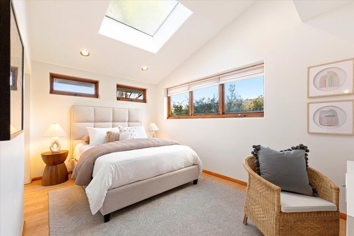 Santa Barbara, California 93105, United States, 3 Bedrooms Bedrooms, ,3 BathroomsBathrooms,Residential,Active,247199