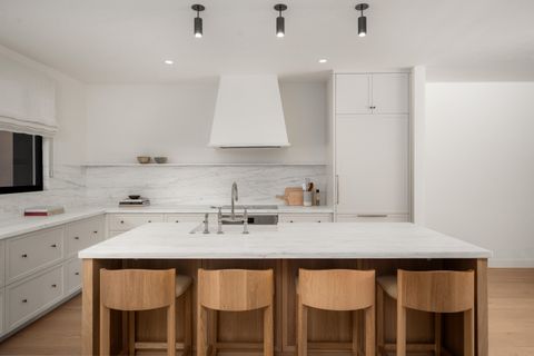 1301 Plaza De Sonadores SANTA BARBARA CA 93108