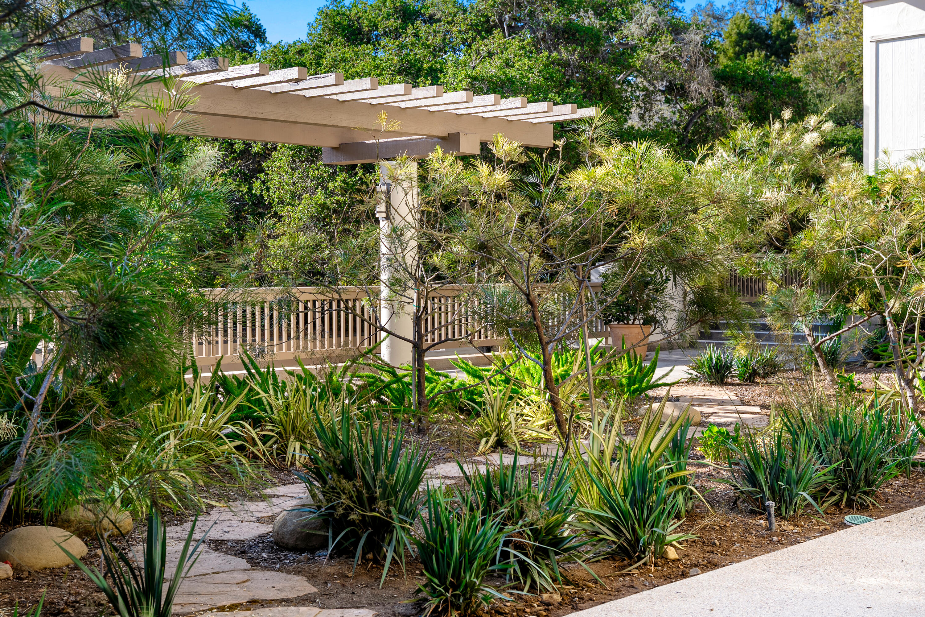 Santa Barbara, California 93108, United States, 2 Bedrooms Bedrooms, ,3 BathroomsBathrooms,Residential,Coming Soon,204468