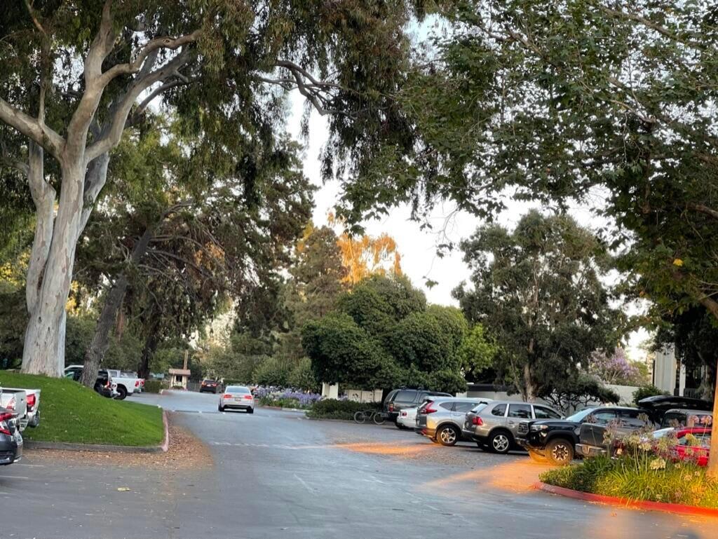 Carpinteria, California 93013, United States, 2 Bedrooms Bedrooms, ,2 BathroomsBathrooms,Residential,Active,215324