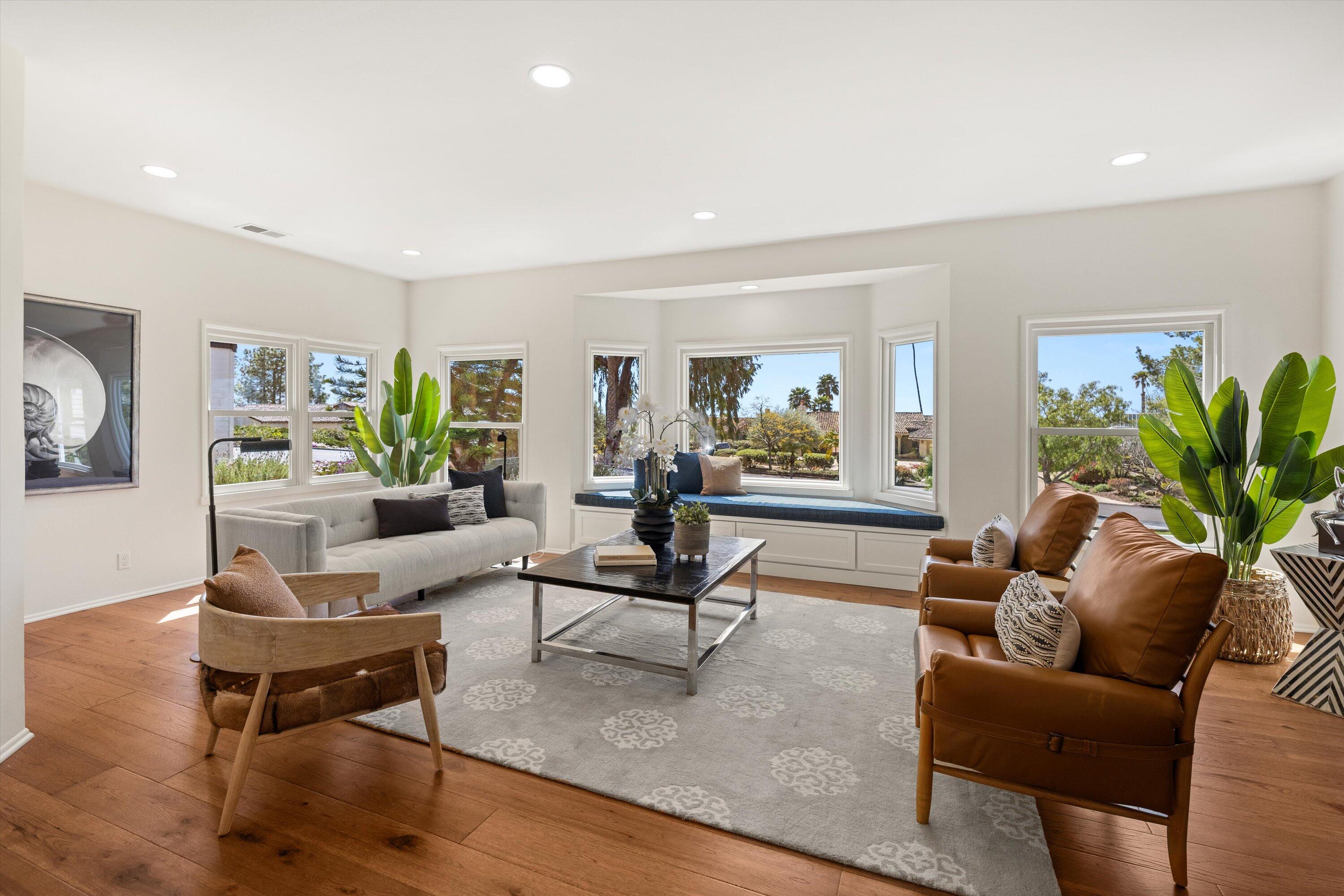 Santa Barbara, California 93111, United States, 5 Bedrooms Bedrooms, ,4 BathroomsBathrooms,Residential,Active,106782