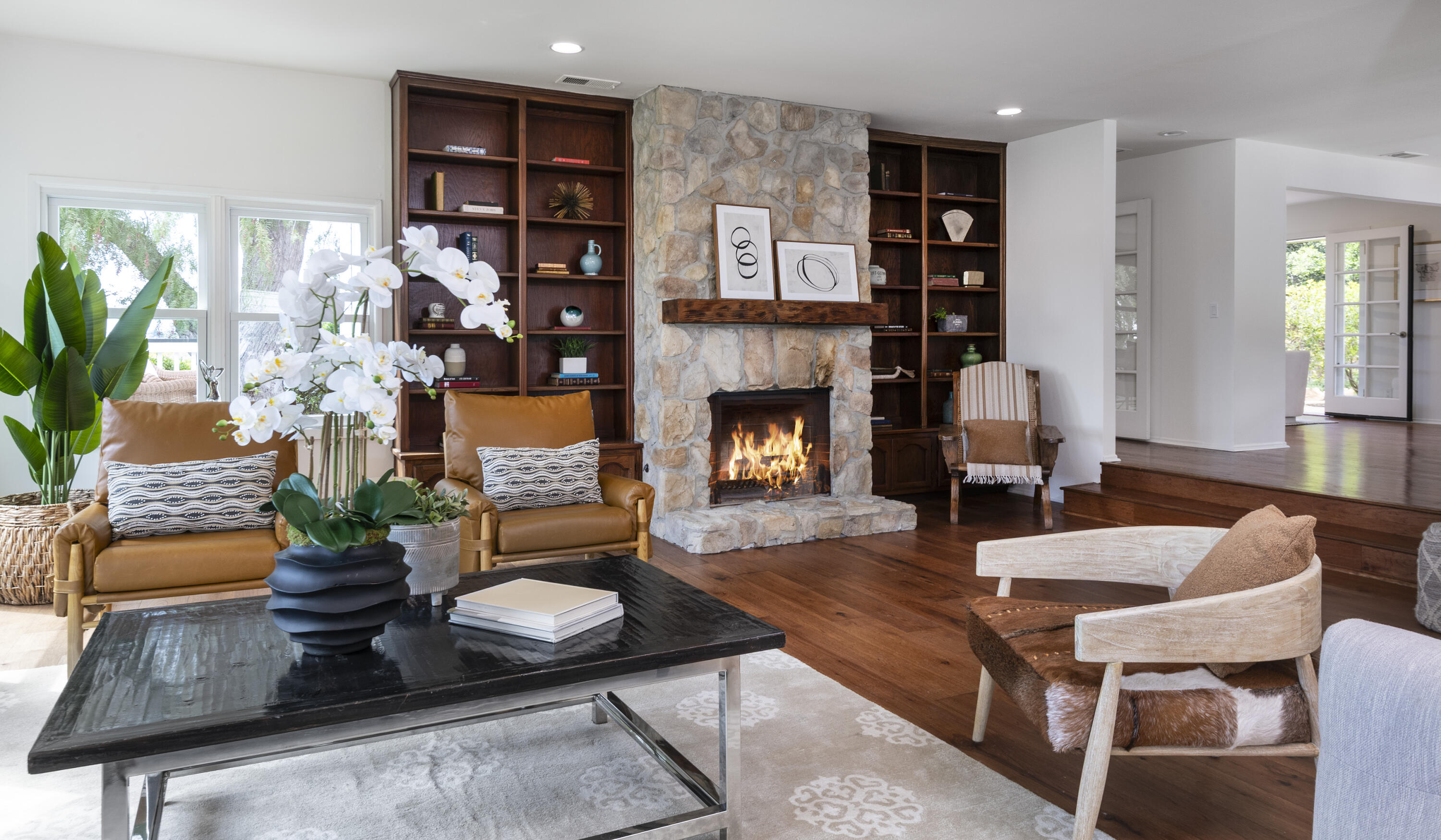 Santa Barbara, California 93111, United States, 5 Bedrooms Bedrooms, ,4 BathroomsBathrooms,Residential,Active,106782