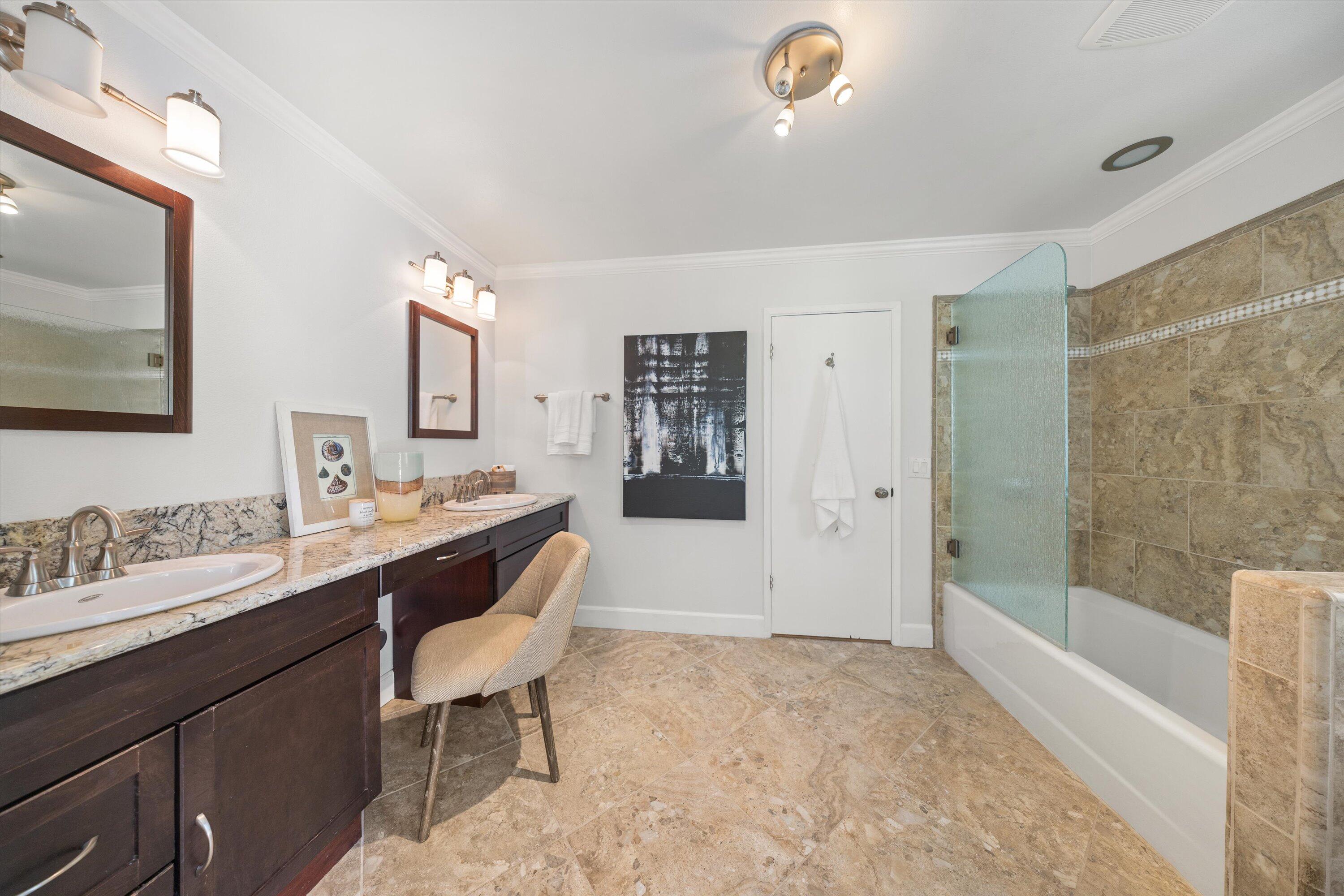 Santa Barbara, California 93111, United States, 5 Bedrooms Bedrooms, ,4 BathroomsBathrooms,Residential,Active,106782