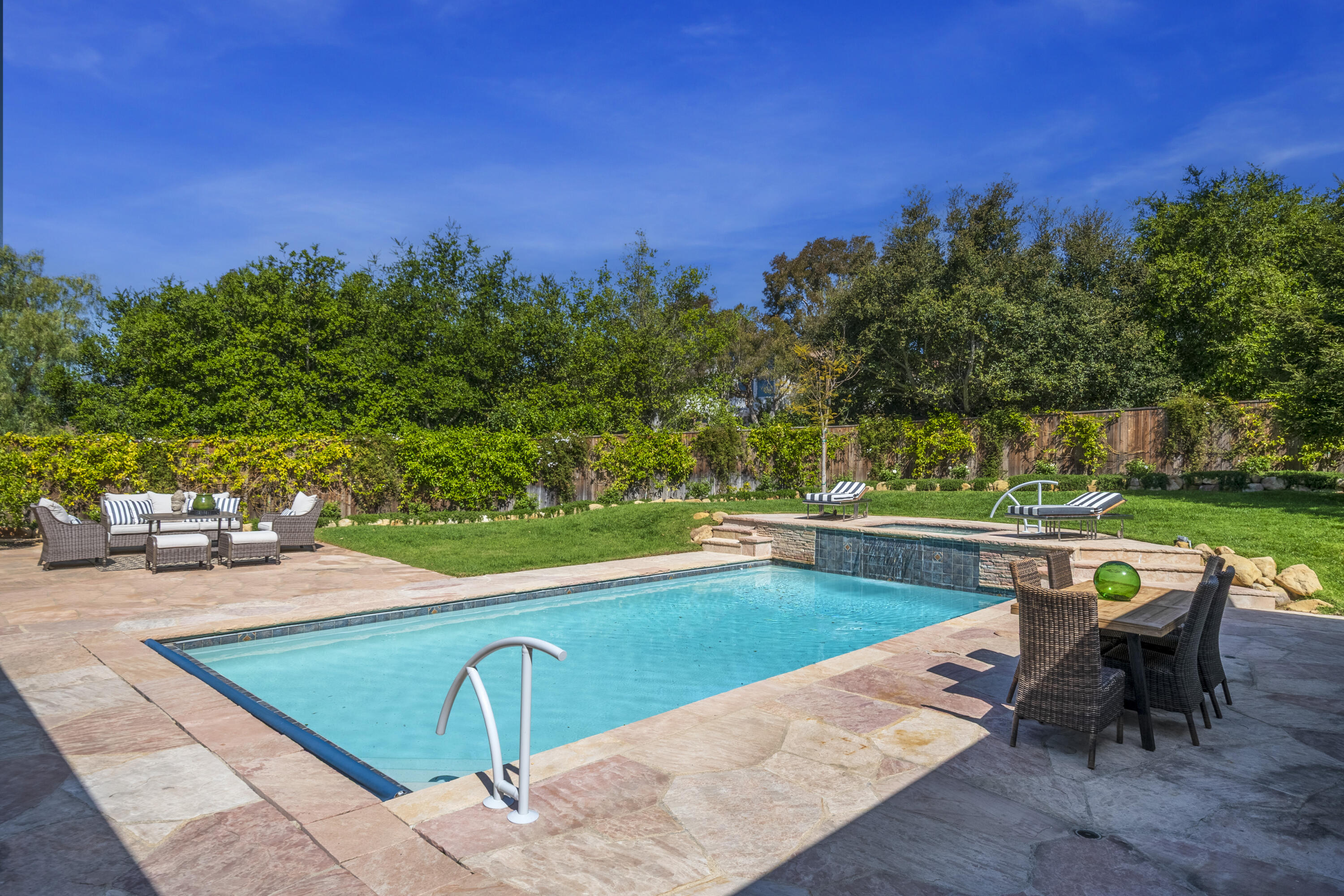 Santa Barbara, California 93111, United States, 5 Bedrooms Bedrooms, ,4 BathroomsBathrooms,Residential,Active,106782