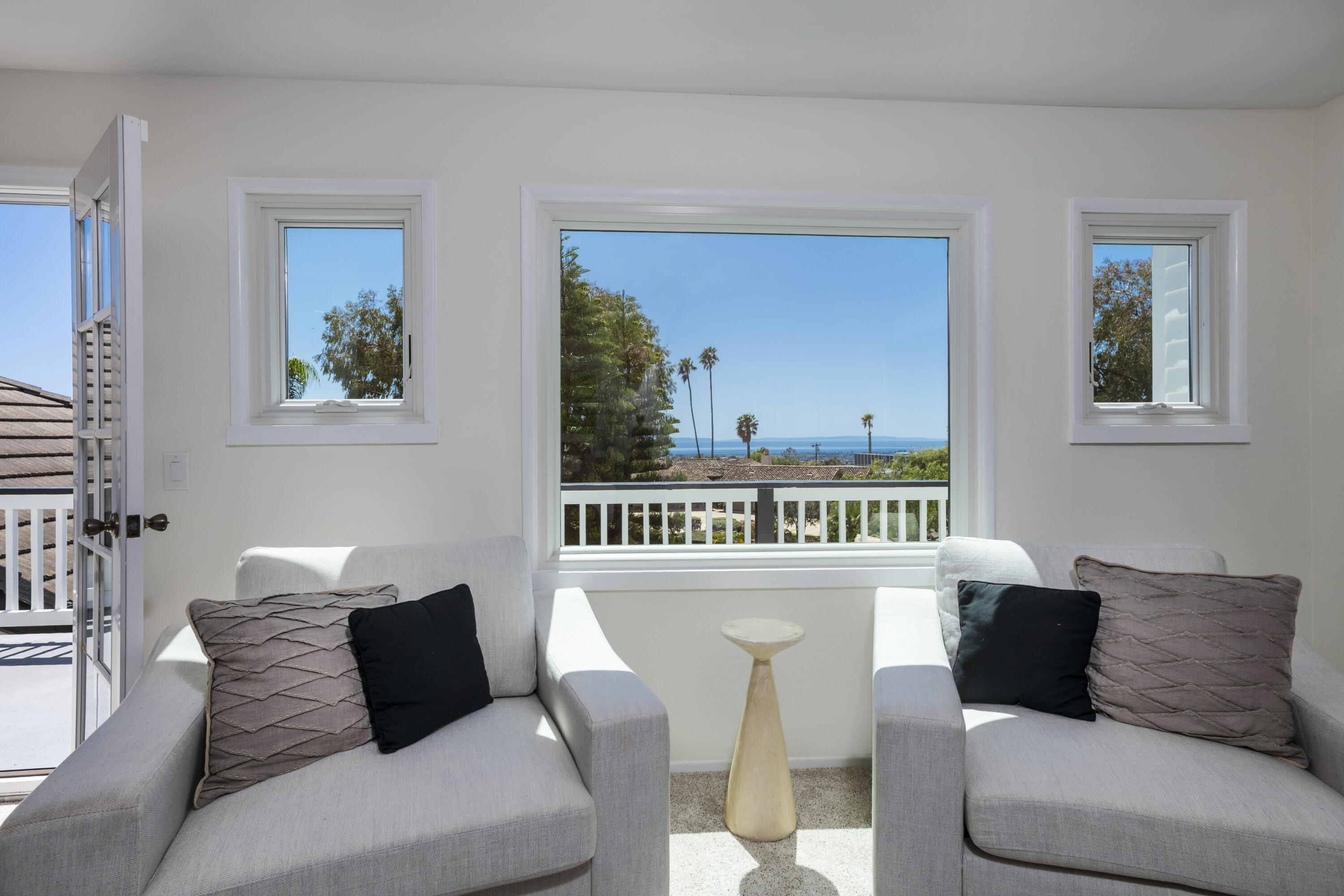 Santa Barbara, California 93111, United States, 5 Bedrooms Bedrooms, ,4 BathroomsBathrooms,Residential,Active,106782