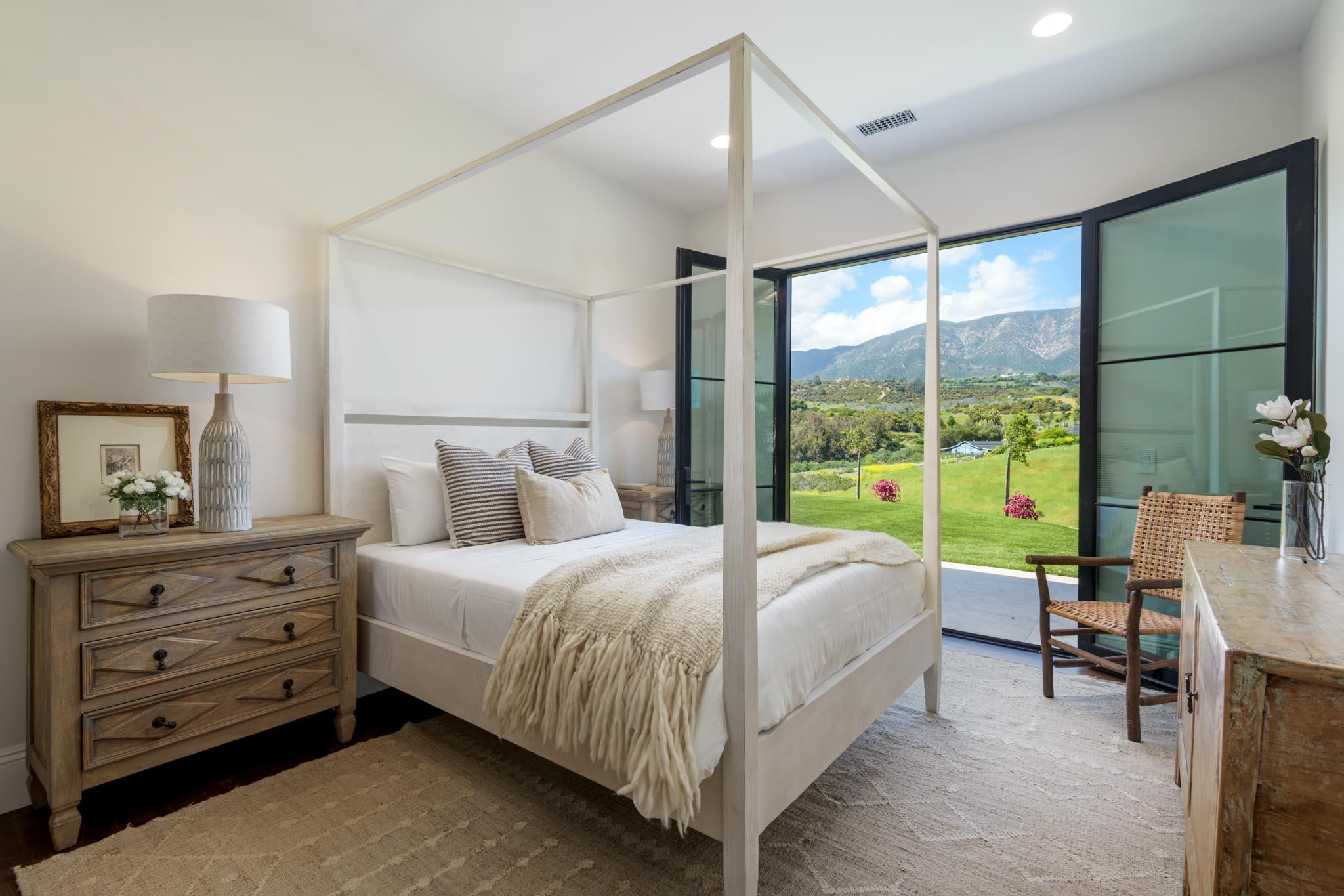 Summerland, California 93067, United States, 6 Bedrooms Bedrooms, ,9 BathroomsBathrooms,Residential,Active,125192