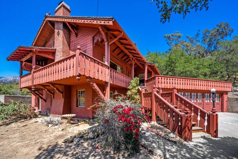 Photo of 1060 Tremonto Road, SANTA BARBARA, CA 93103 (MLS # 26-268)