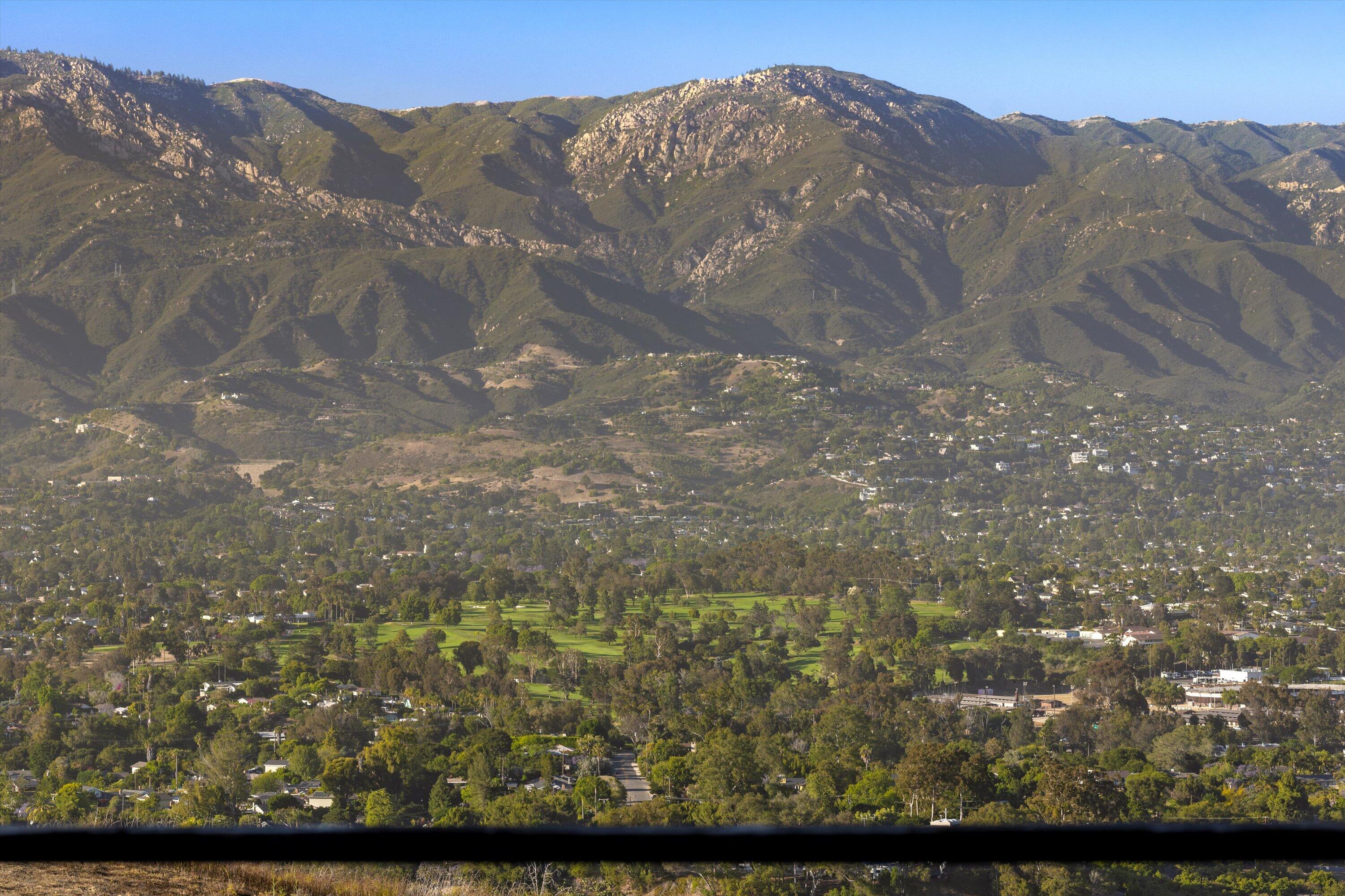 Santa Barbara, California 93109, United States, 3 Bedrooms Bedrooms, ,4 BathroomsBathrooms,Residential,Active,163109