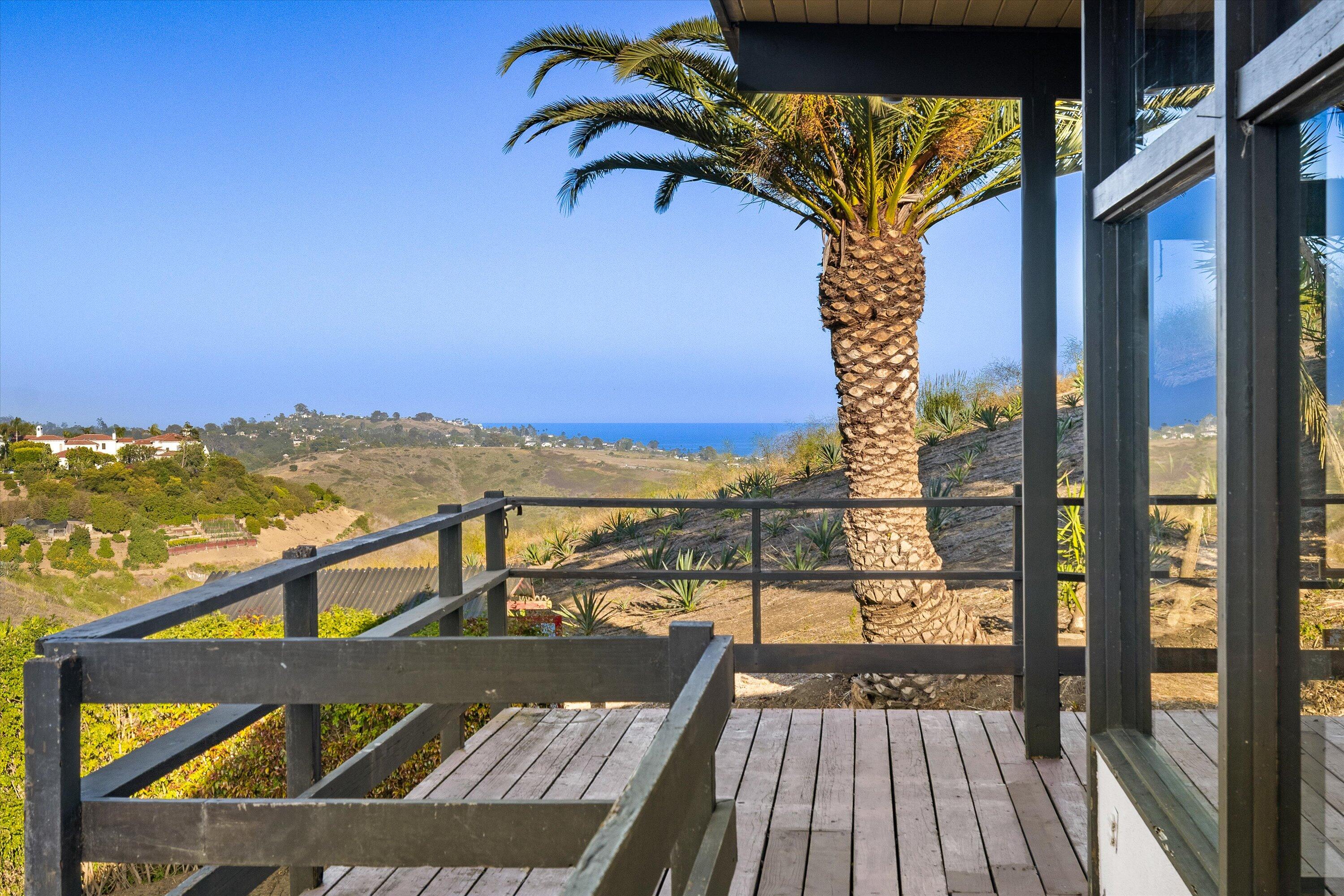 Santa Barbara, California 93109, United States, 3 Bedrooms Bedrooms, ,4 BathroomsBathrooms,Residential,Active,163109