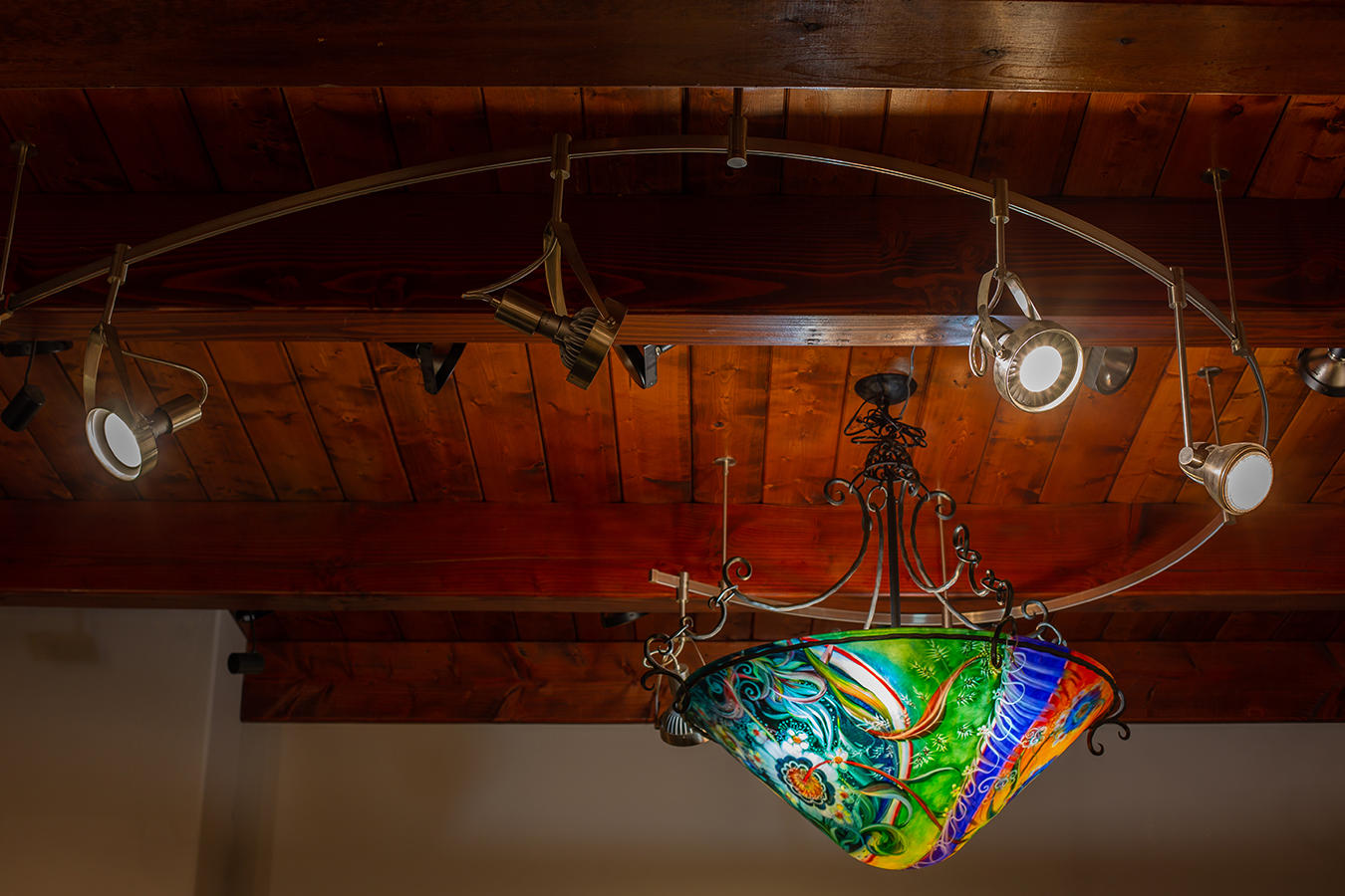 OJAI, California 93023, United States, ,Commercial,Active,72115