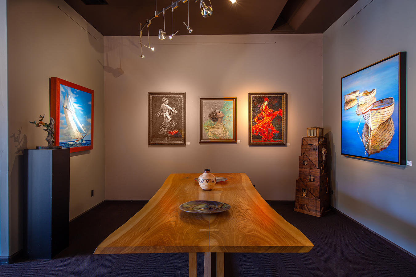 OJAI, California 93023, United States, ,Commercial,Active,72115