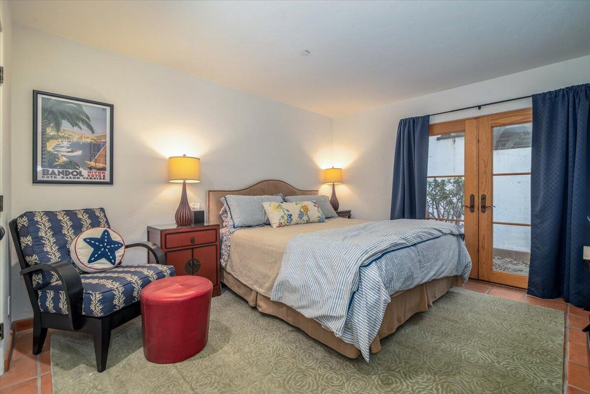 Santa Barbara, California 93101, United States, 3 Bedrooms Bedrooms, ,3 BathroomsBathrooms,Residential,Active,95542