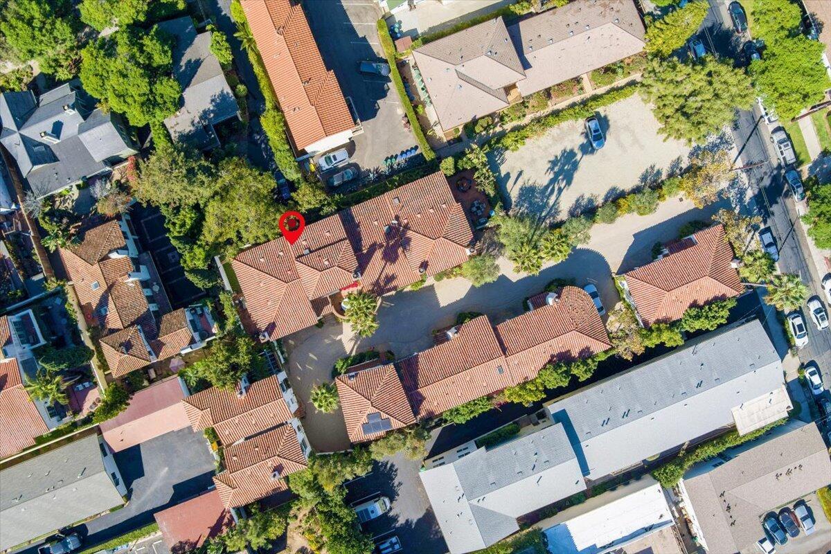 Santa Barbara, California 93101, United States, 3 Bedrooms Bedrooms, ,3 BathroomsBathrooms,Residential,Active,95542