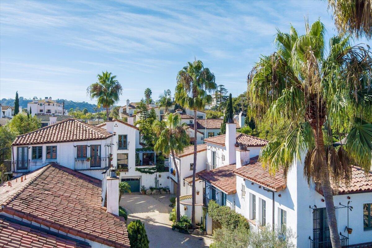 Santa Barbara, California 93101, United States, 3 Bedrooms Bedrooms, ,3 BathroomsBathrooms,Residential,Active,95542