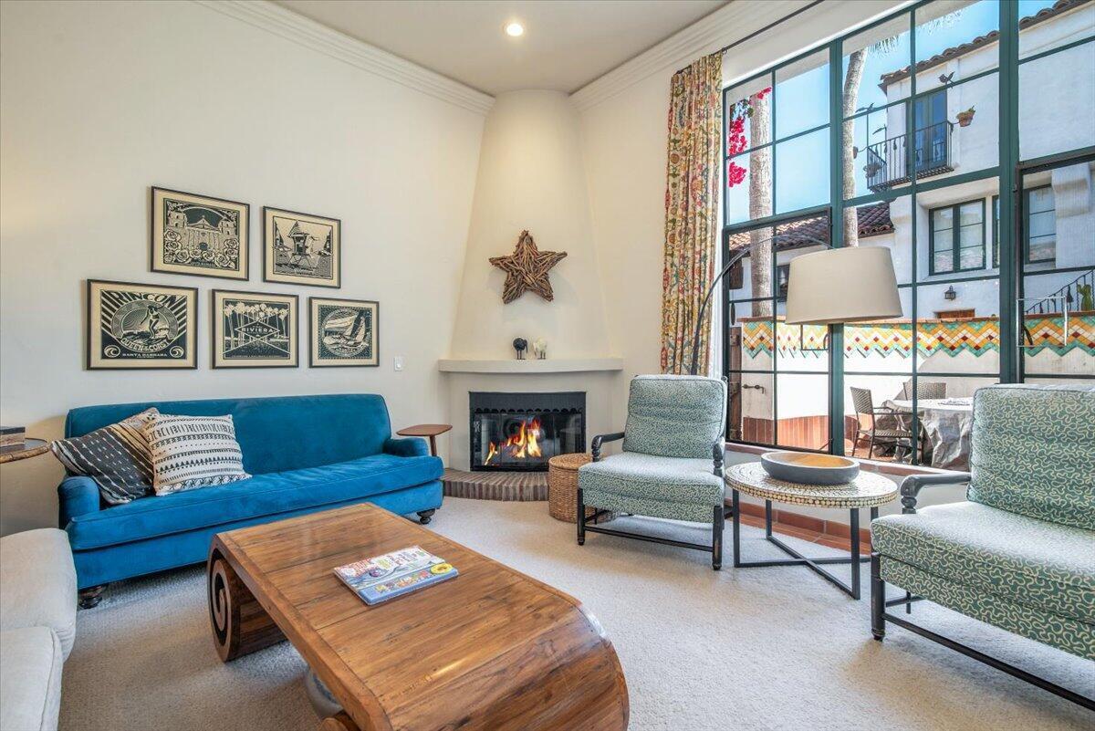 Santa Barbara, California 93101, United States, 3 Bedrooms Bedrooms, ,3 BathroomsBathrooms,Residential,Active,95542