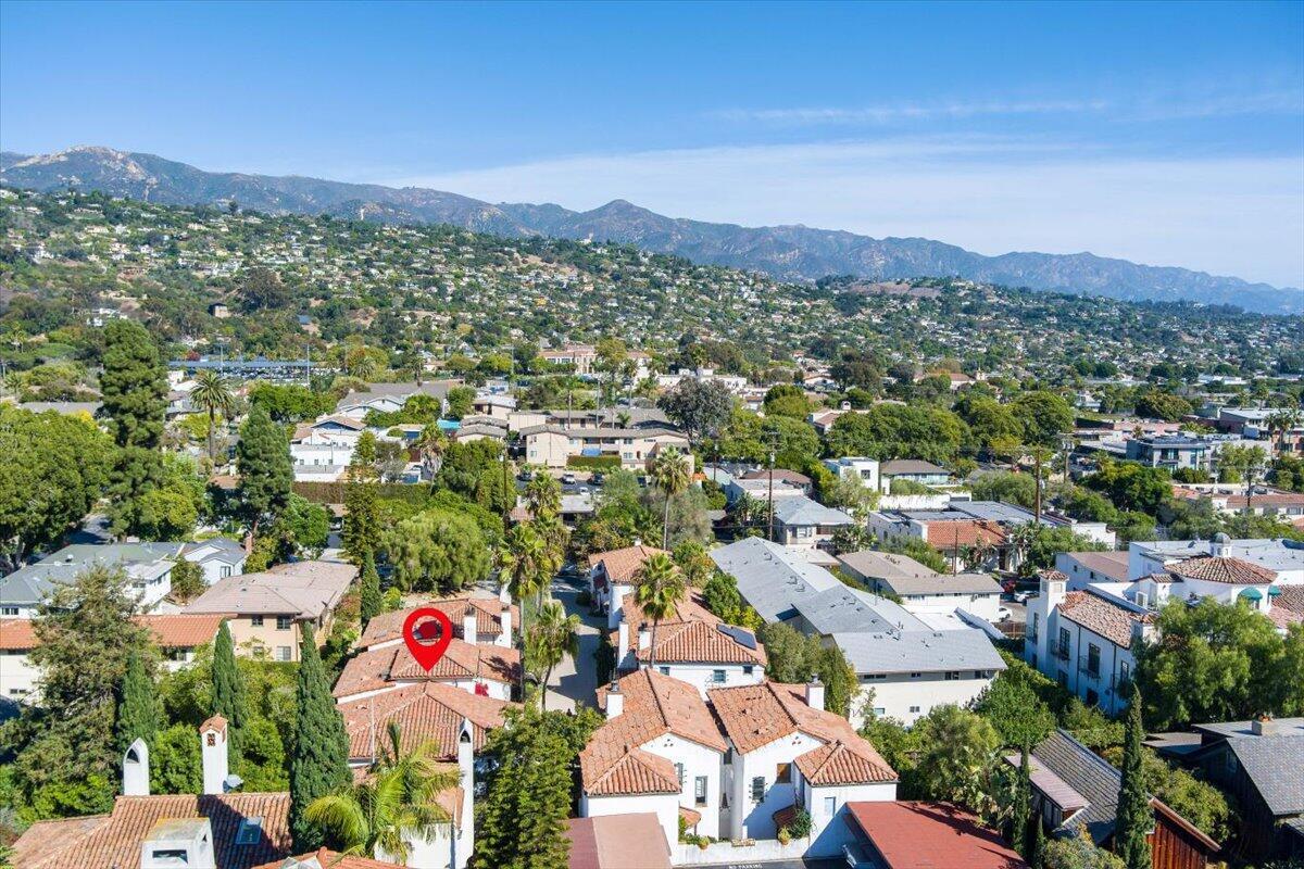 Santa Barbara, California 93101, United States, 3 Bedrooms Bedrooms, ,3 BathroomsBathrooms,Residential,Active,95542