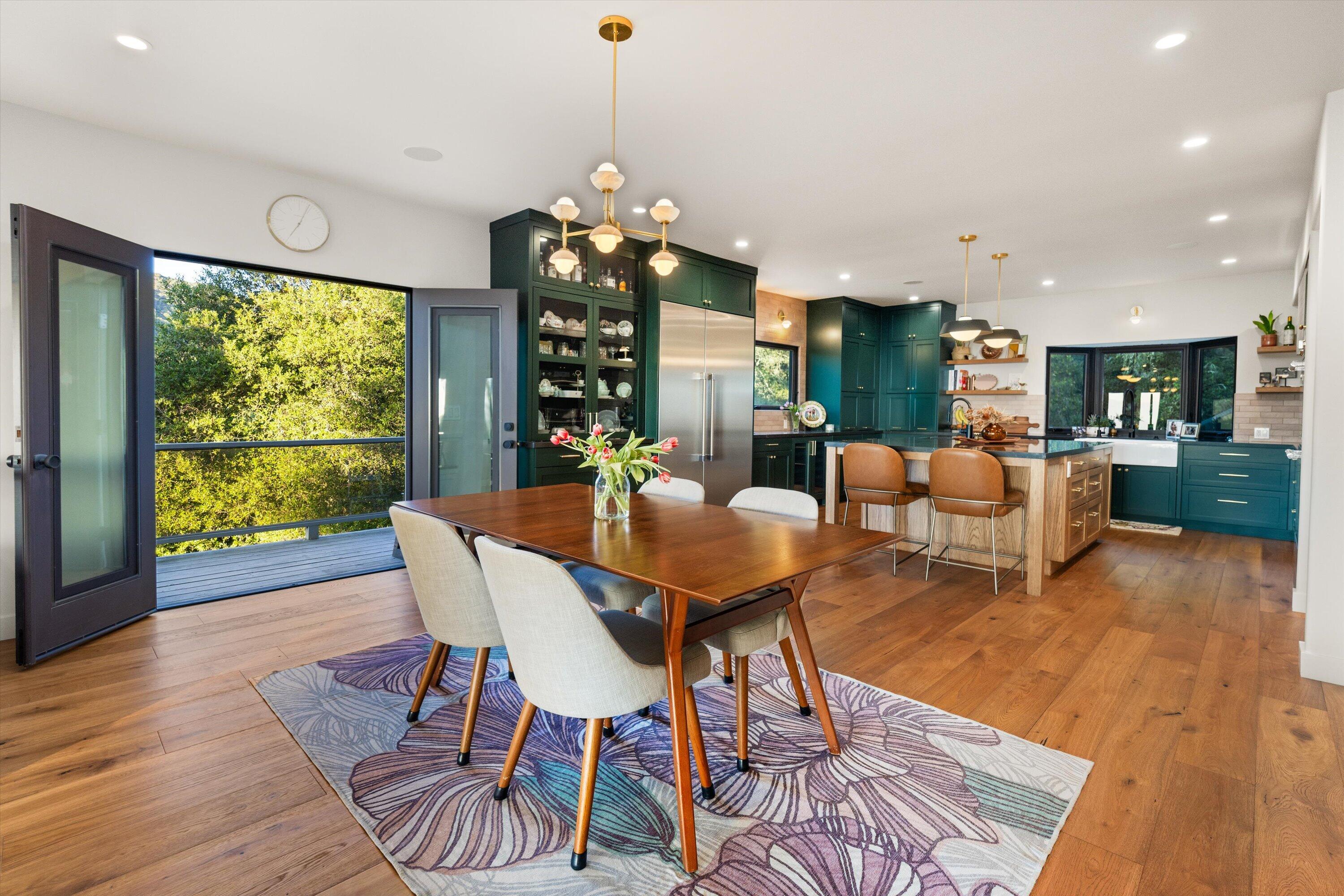 Santa Barbara, California 93105, United States, 5 Bedrooms Bedrooms, ,5 BathroomsBathrooms,Residential,Active,142843