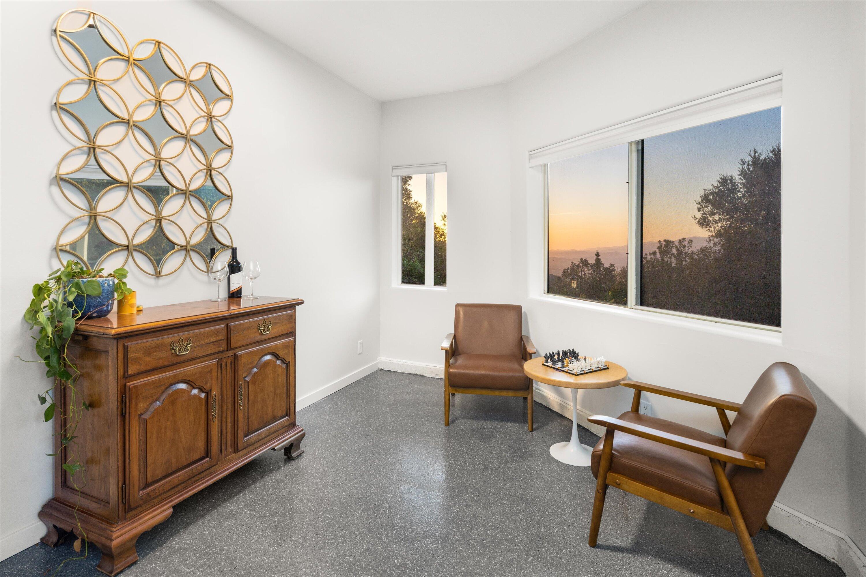 Santa Barbara, California 93105, United States, 5 Bedrooms Bedrooms, ,5 BathroomsBathrooms,Residential,Active,142843